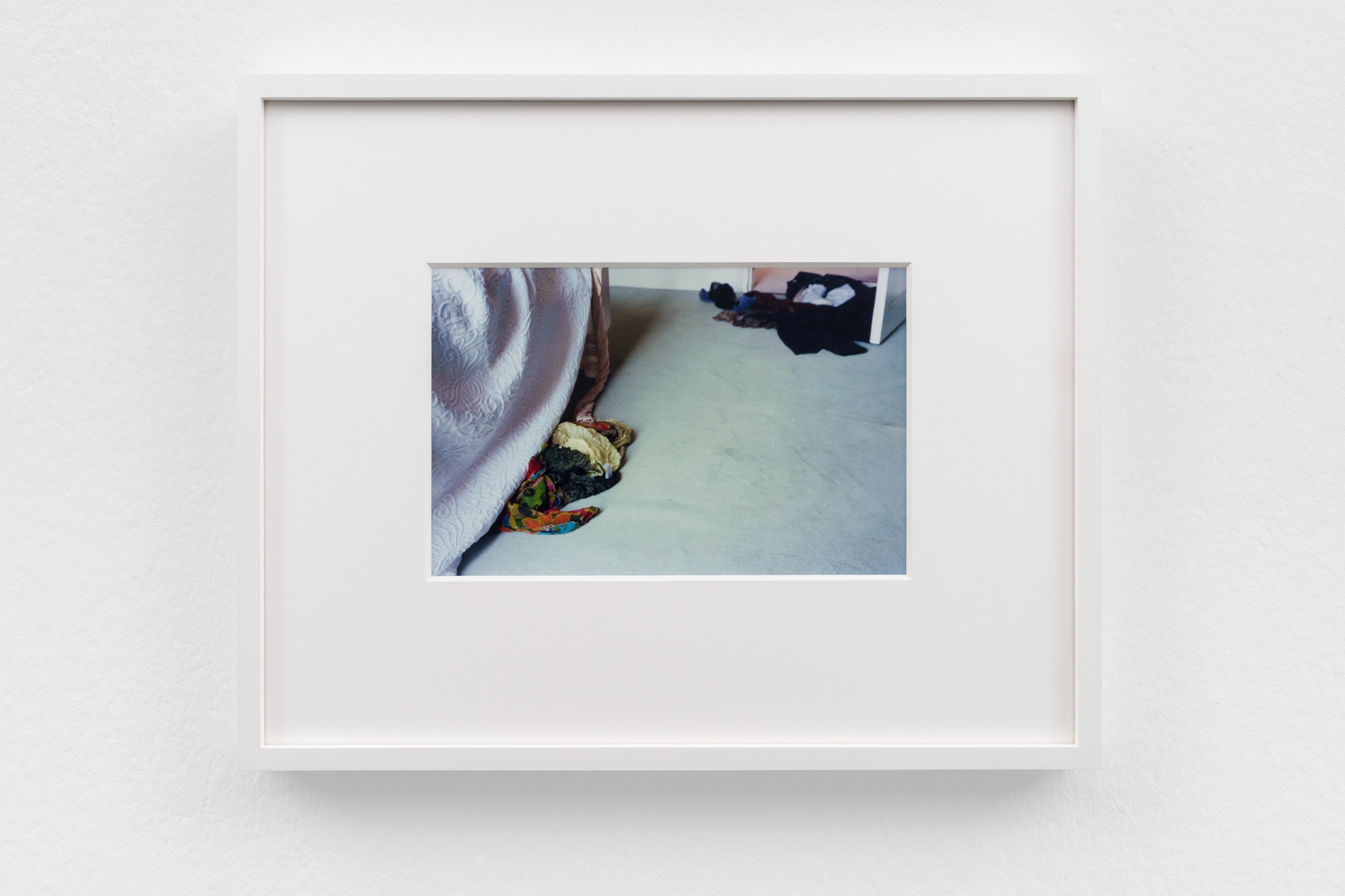 Ellen Cantor, Annie Ernaux & Marc Marie, Bedroom, Christmas Morning at Isabella Bortolozzi, photo 11