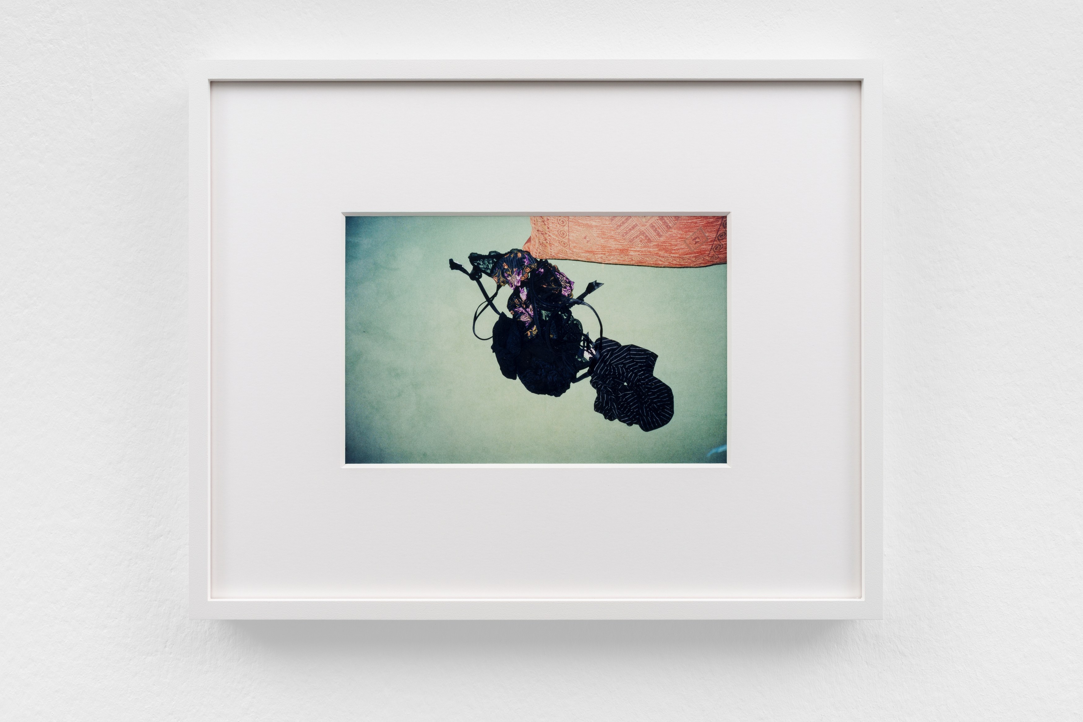 Ellen Cantor, Annie Ernaux & Marc Marie, Bedroom, Christmas Morning at Isabella Bortolozzi, photo 15