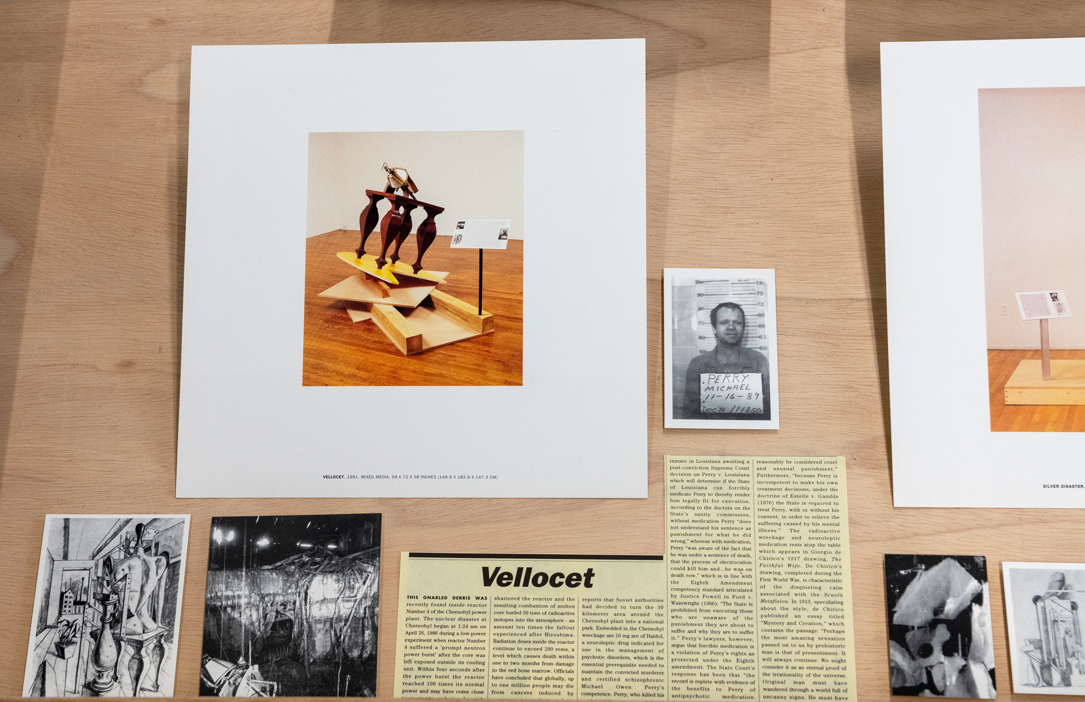 Ronald Jones, Clock in a Radio at Air de Paris, photo 38