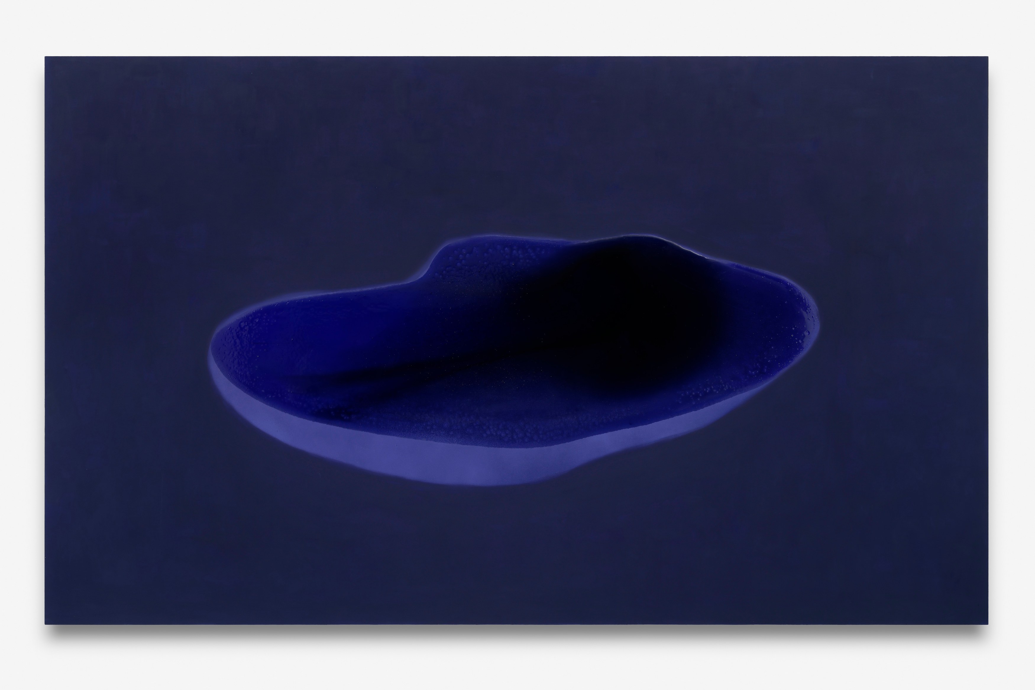 Kami Mierzvvinsk, Where the Night Softens at Galerie Noah Klink, photo 2