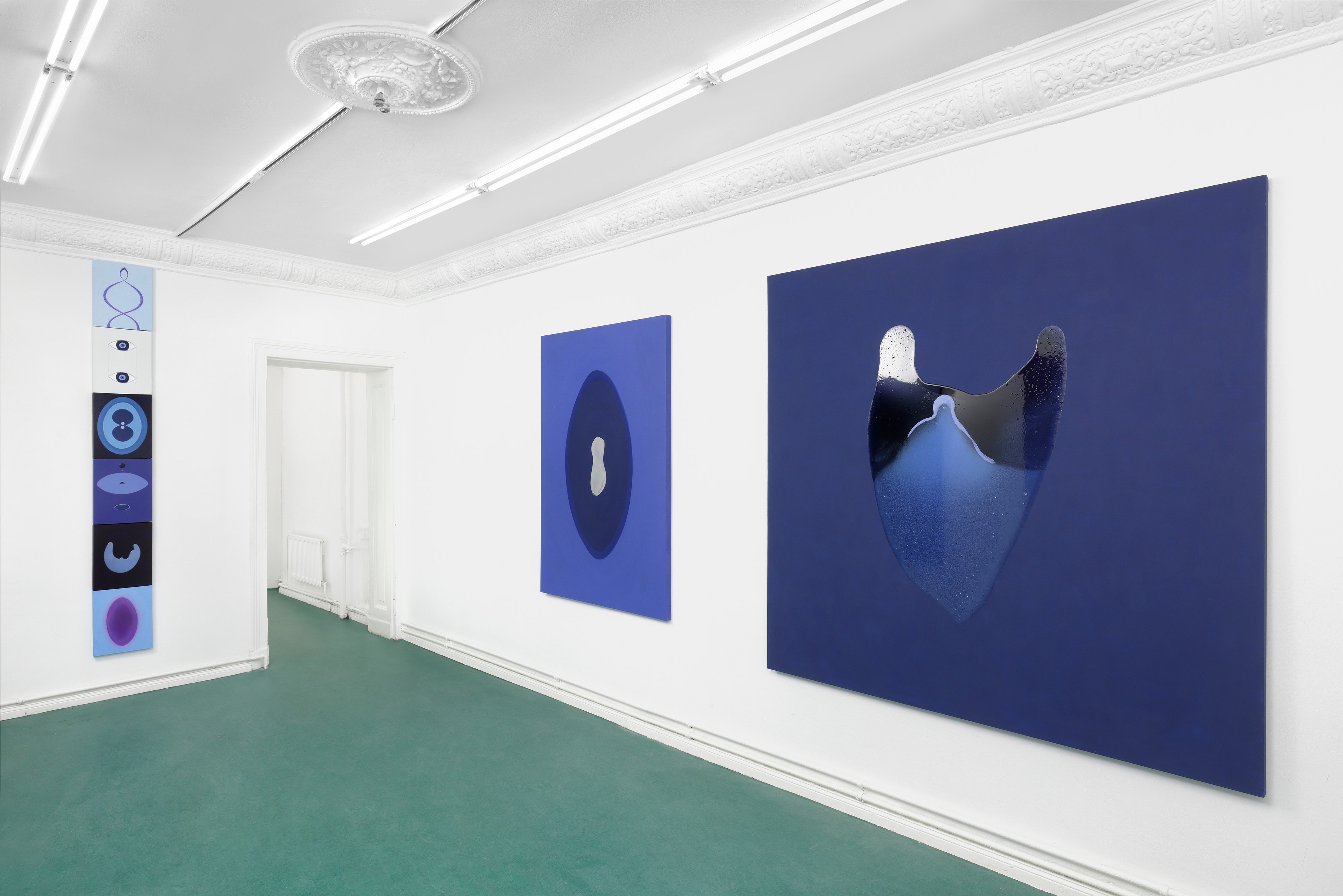 Kami Mierzvvinsk, Where the Night Softens at Galerie Noah Klink, photo 13