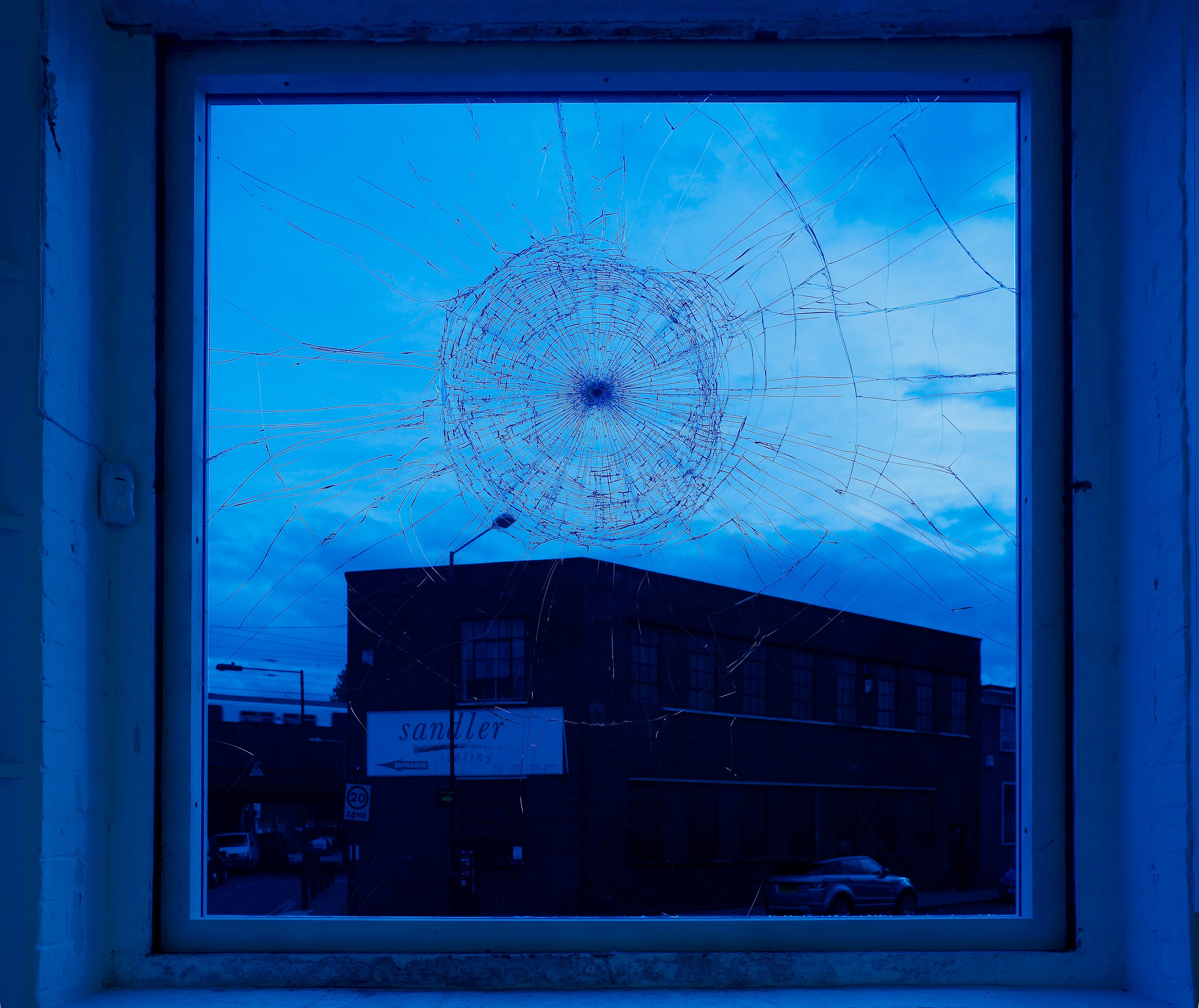 Klaus Weber, ALL BODIES FALL EQUALLY FAST at Museum St, photo 10