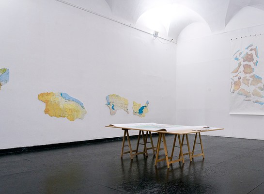 Image 2 of 35