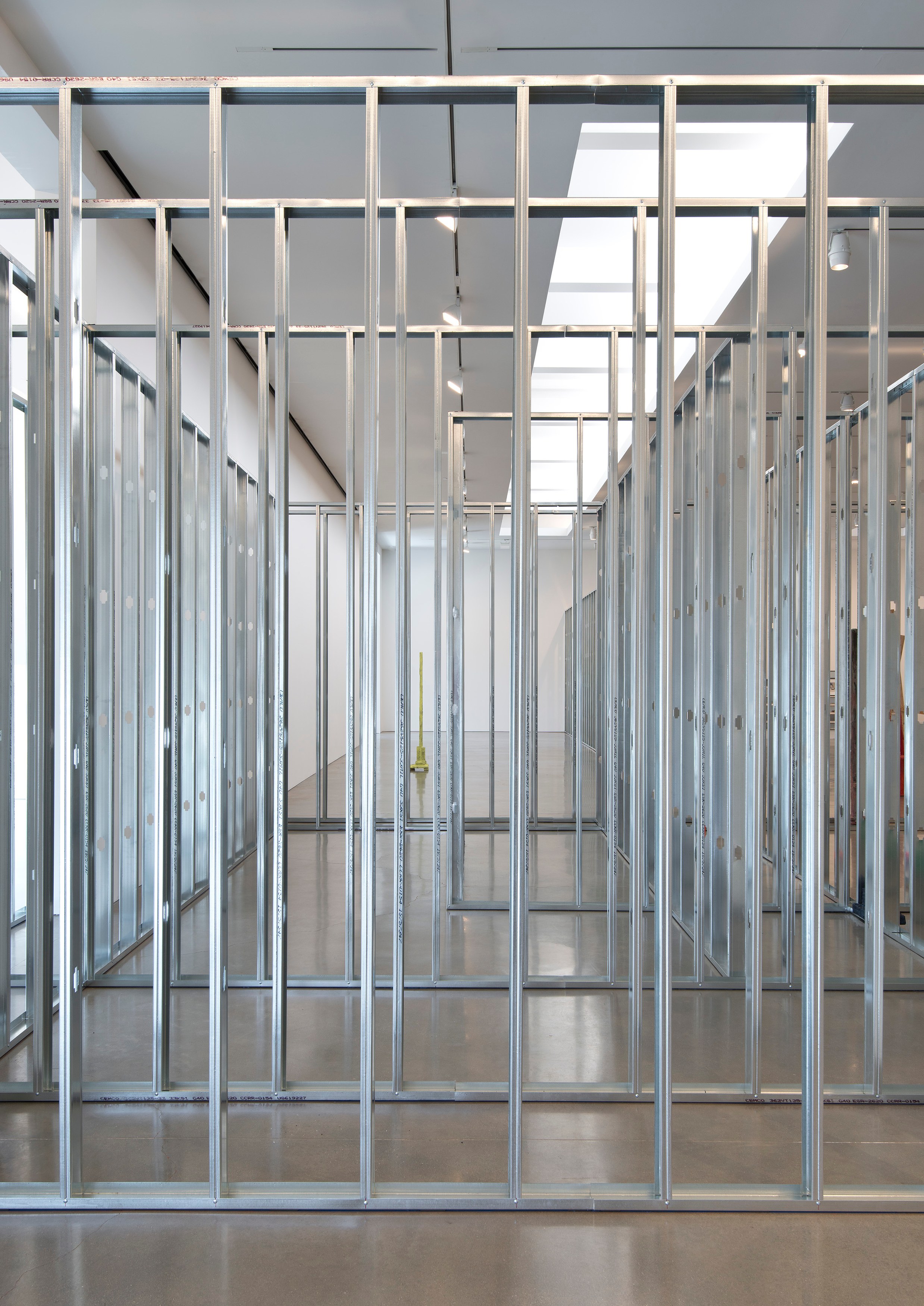 Rachel Harrison, Three Young Framers at Regen Projects, photo 21