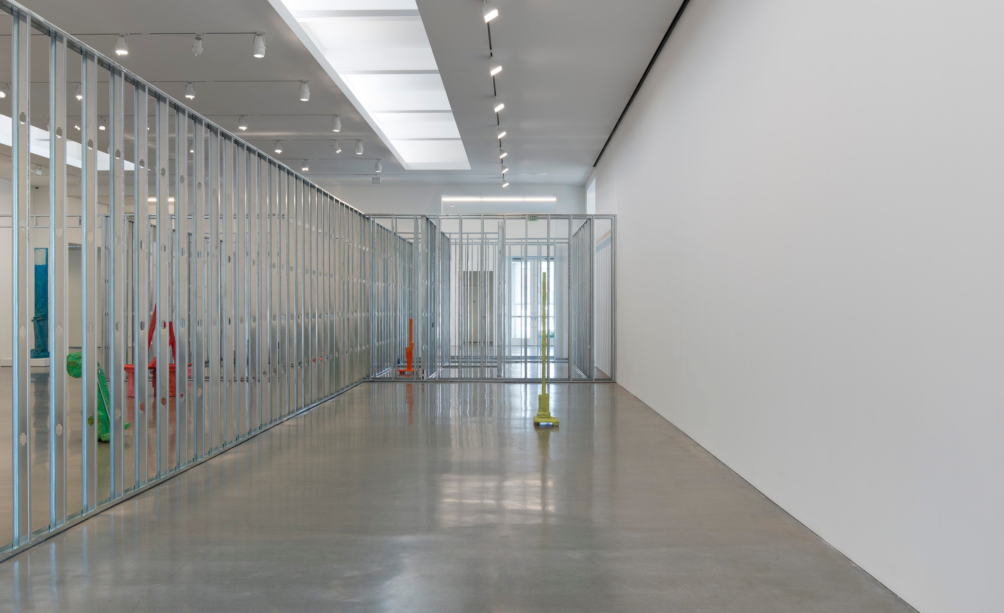 Rachel Harrison, Three Young Framers at Regen Projects, photo 29