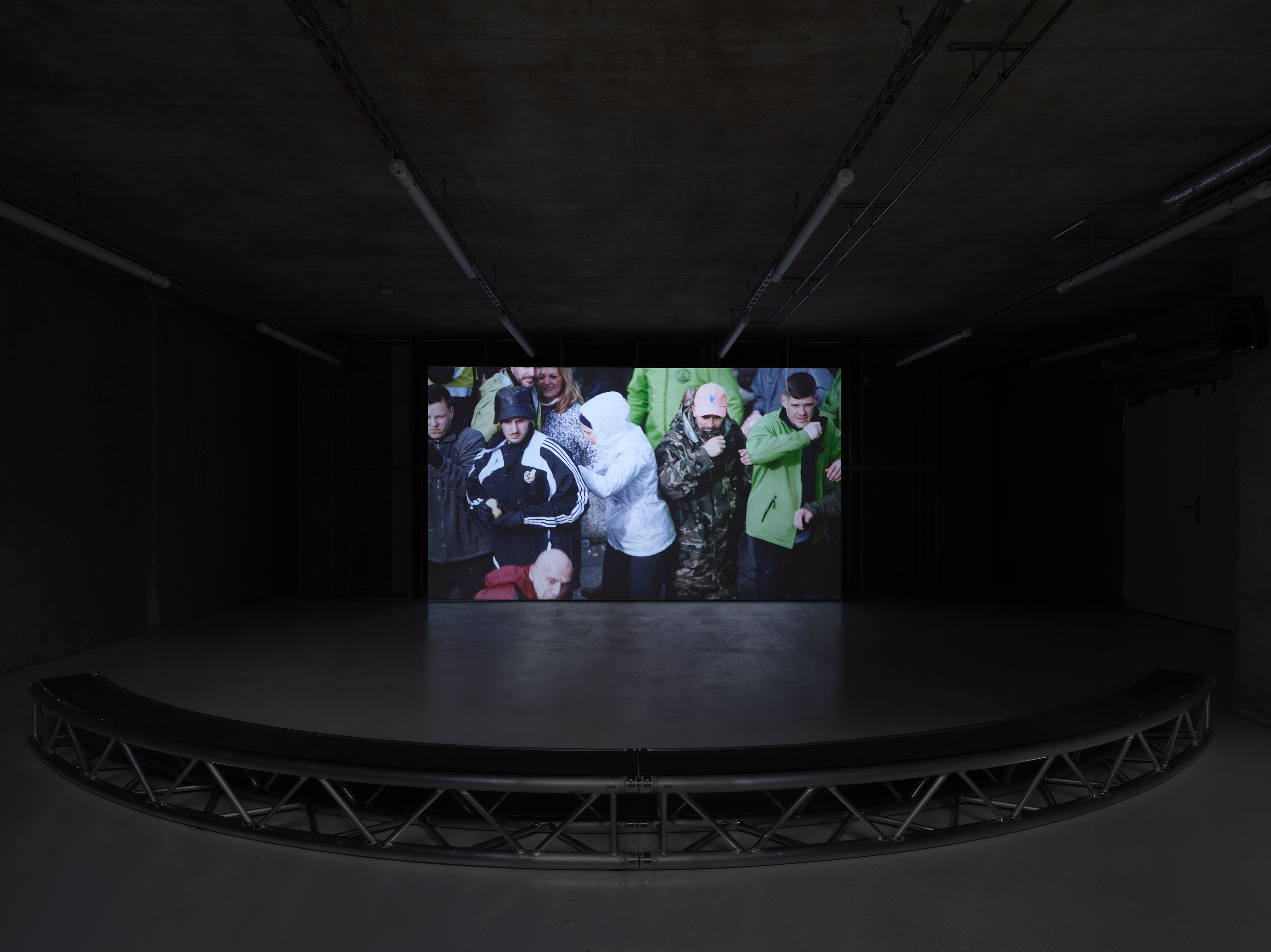 Yalda Afsah, Barrage at Galerie Molitor, photo 2