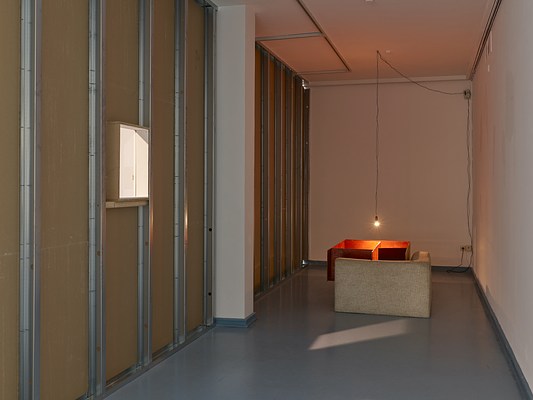 Image 6 of 27