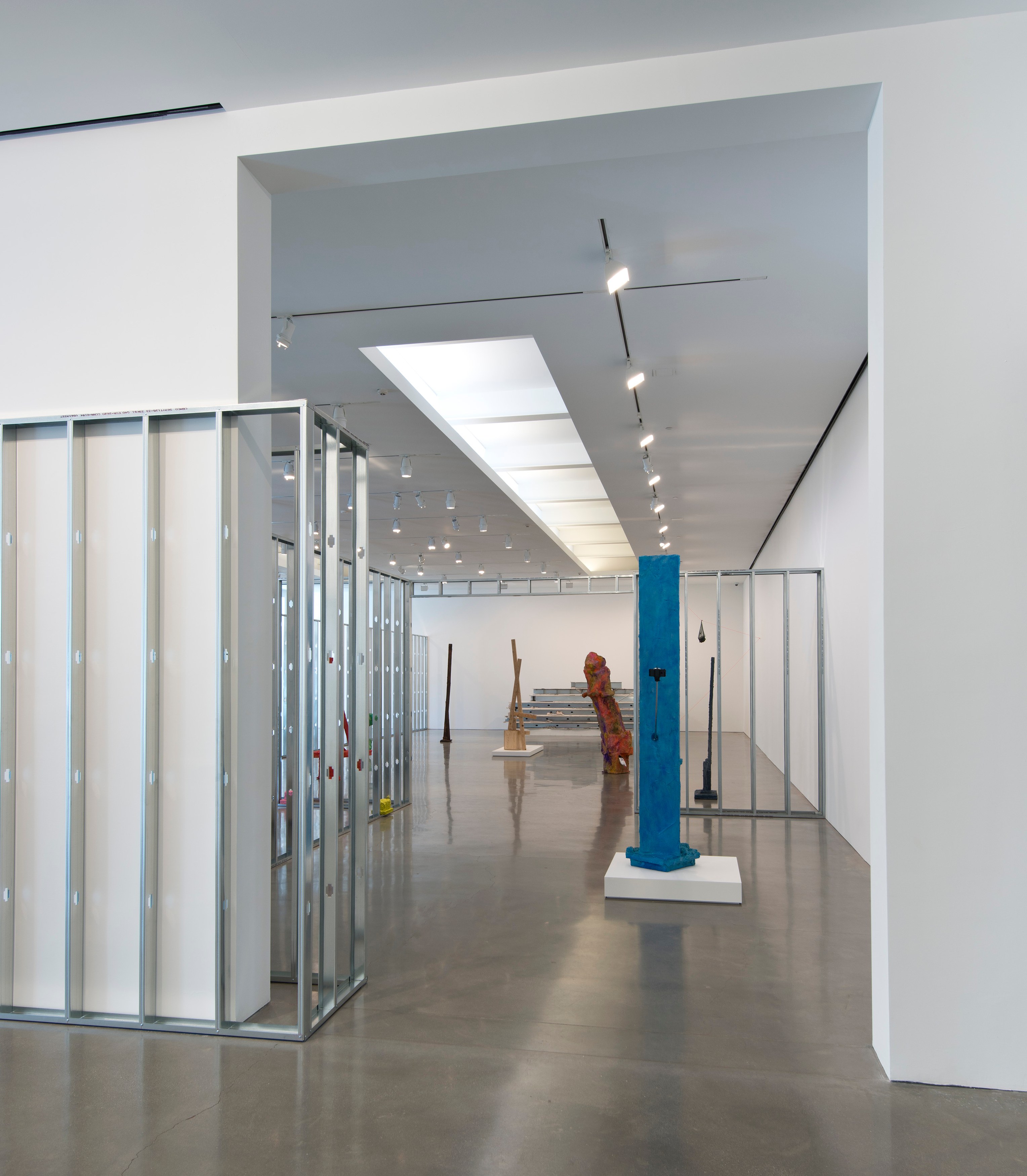 Rachel Harrison, Three Young Framers at Regen Projects, photo 46