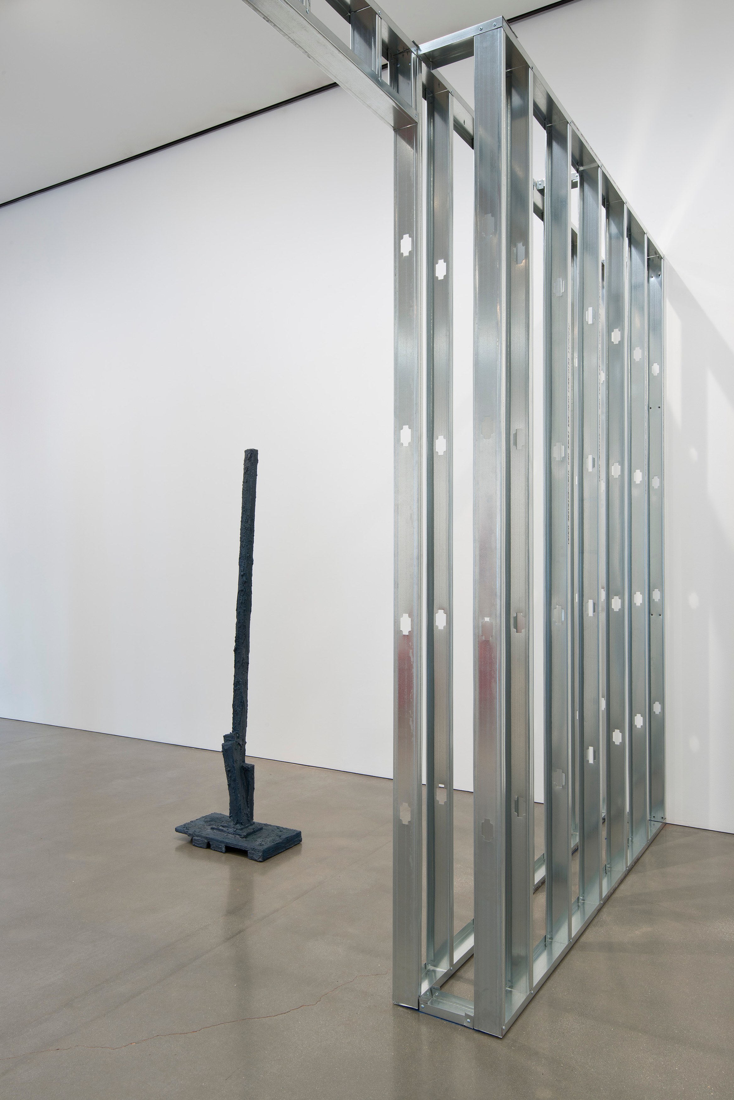 Rachel Harrison, Three Young Framers at Regen Projects, photo 50