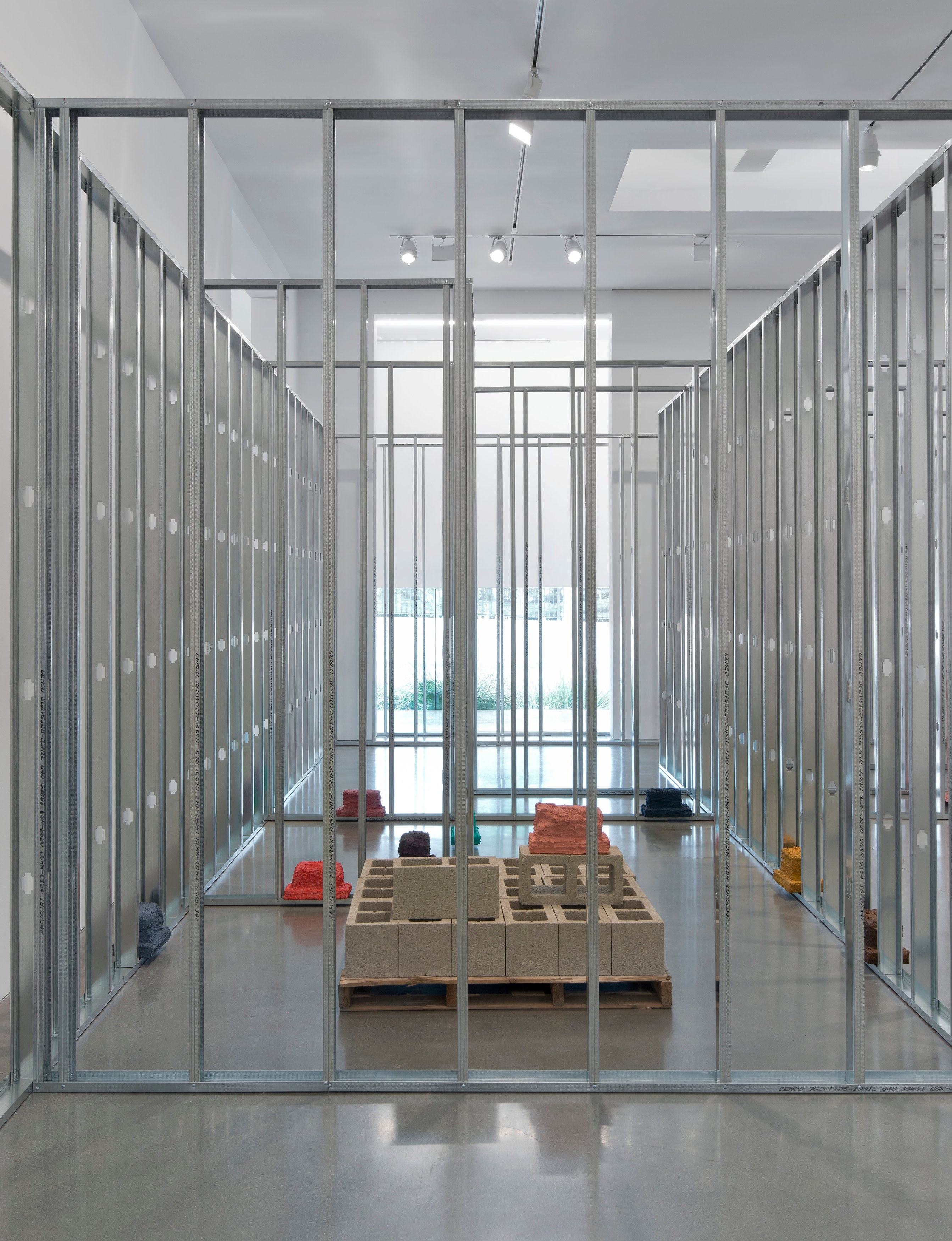 Rachel Harrison, Three Young Framers at Regen Projects, photo 52