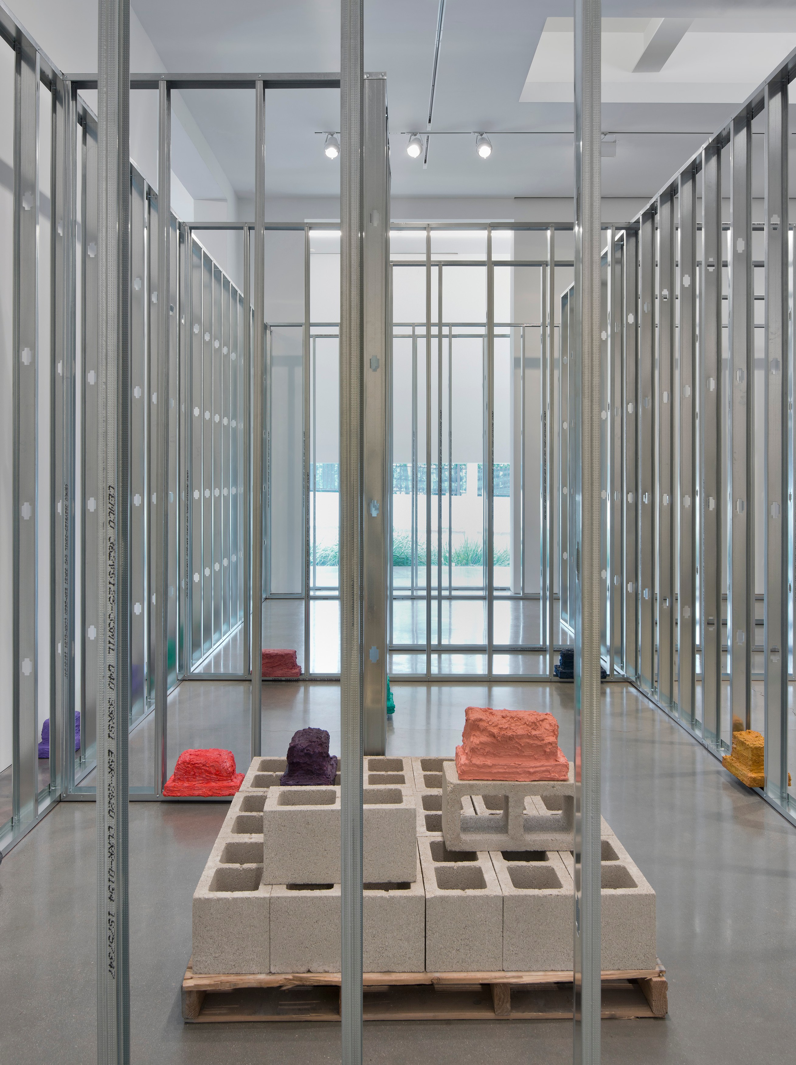 Rachel Harrison, Three Young Framers at Regen Projects, photo 53