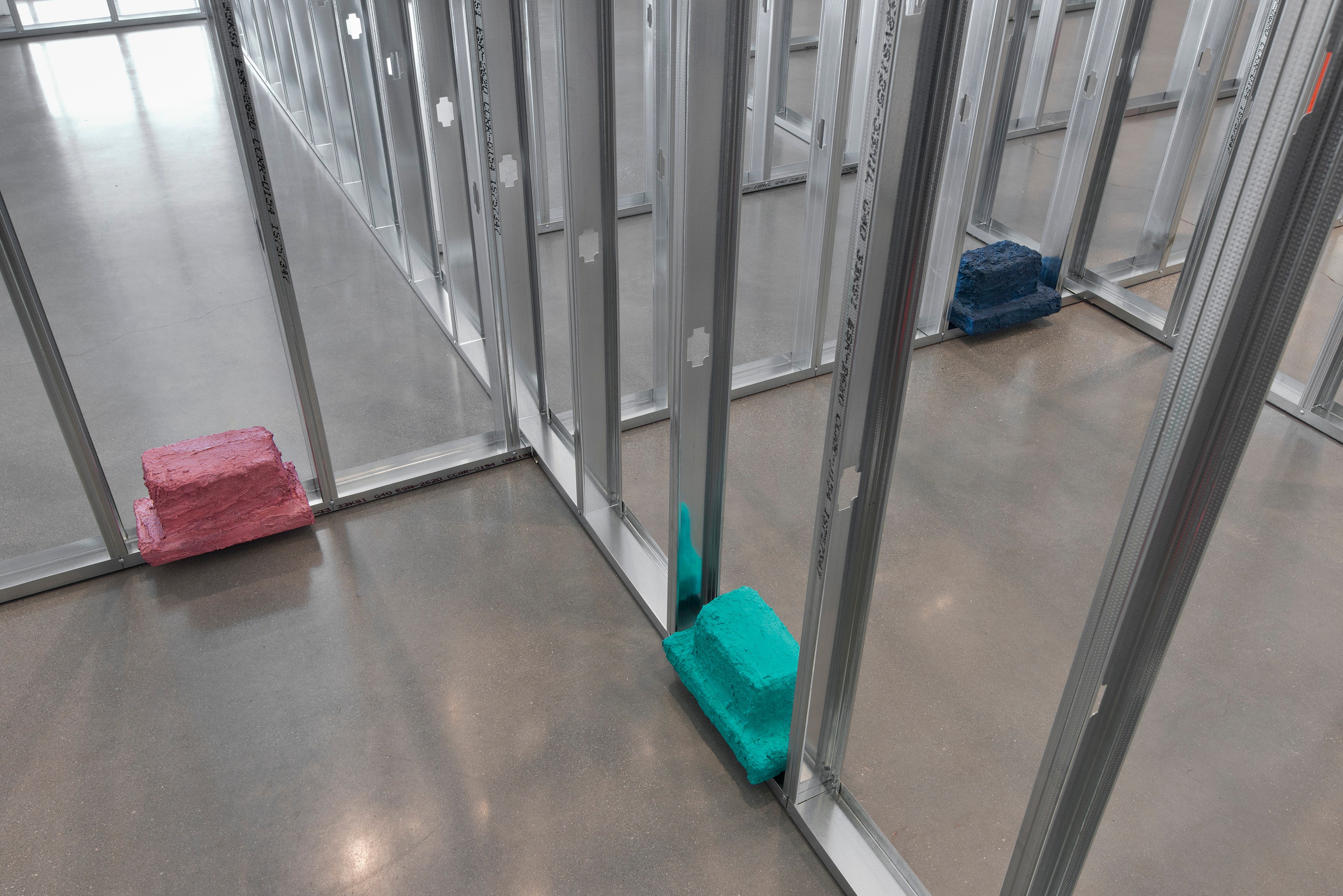 Rachel Harrison, Three Young Framers at Regen Projects, photo 66