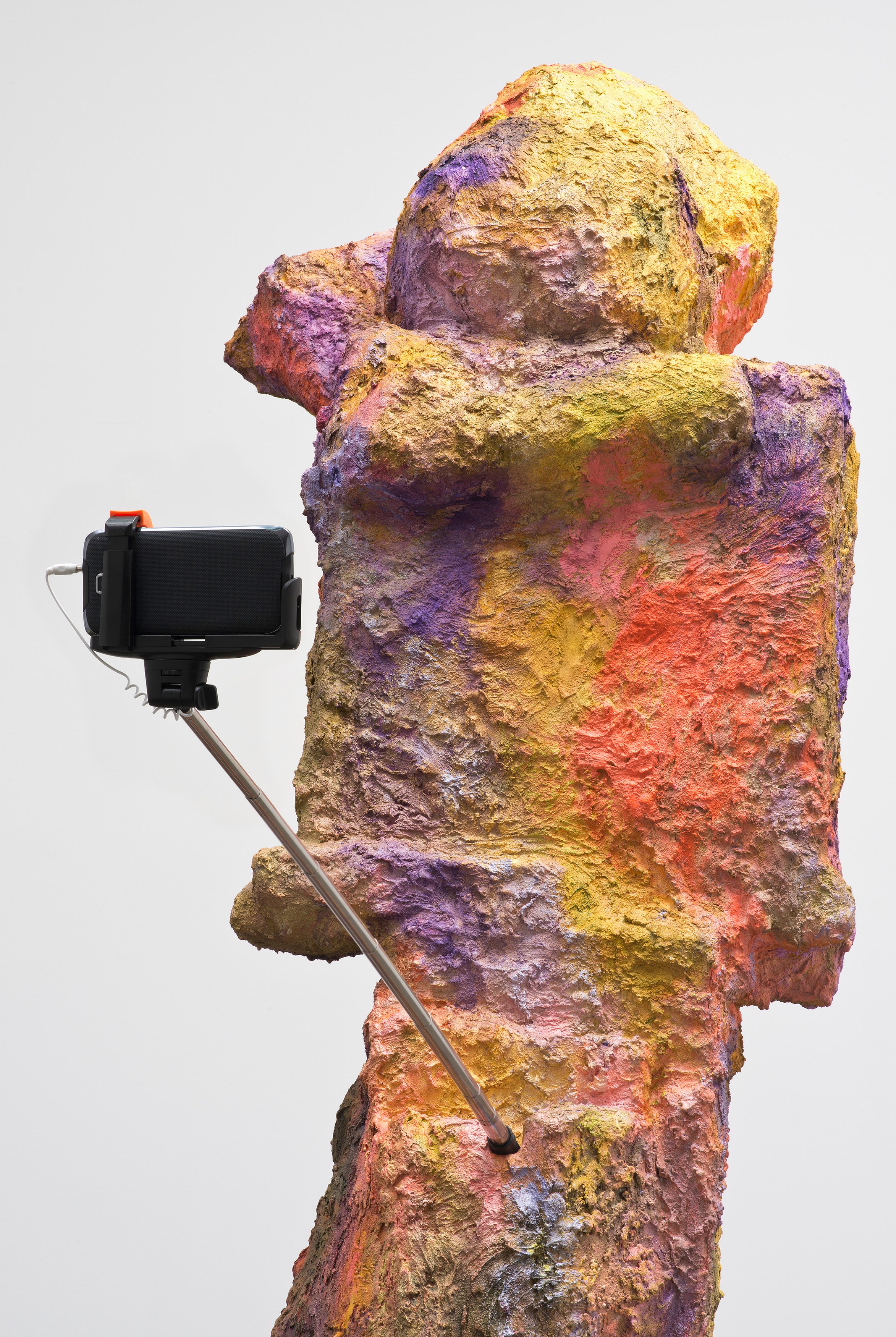 Rachel Harrison, Three Young Framers at Regen Projects, photo 96