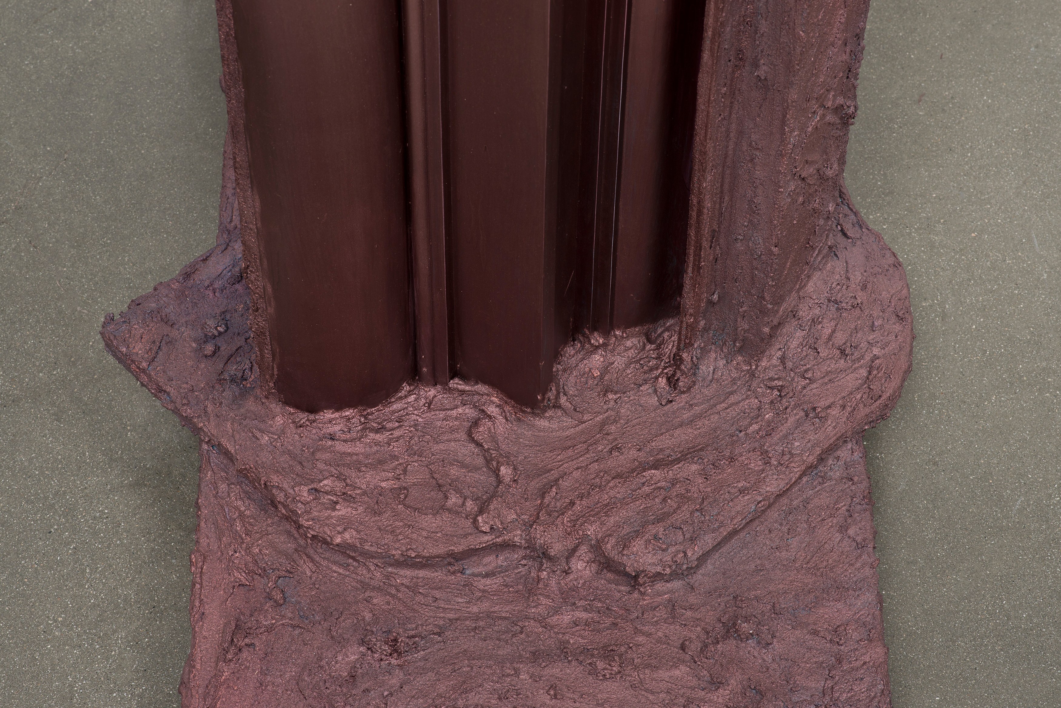 Rachel Harrison, Three Young Framers at Regen Projects, photo 113