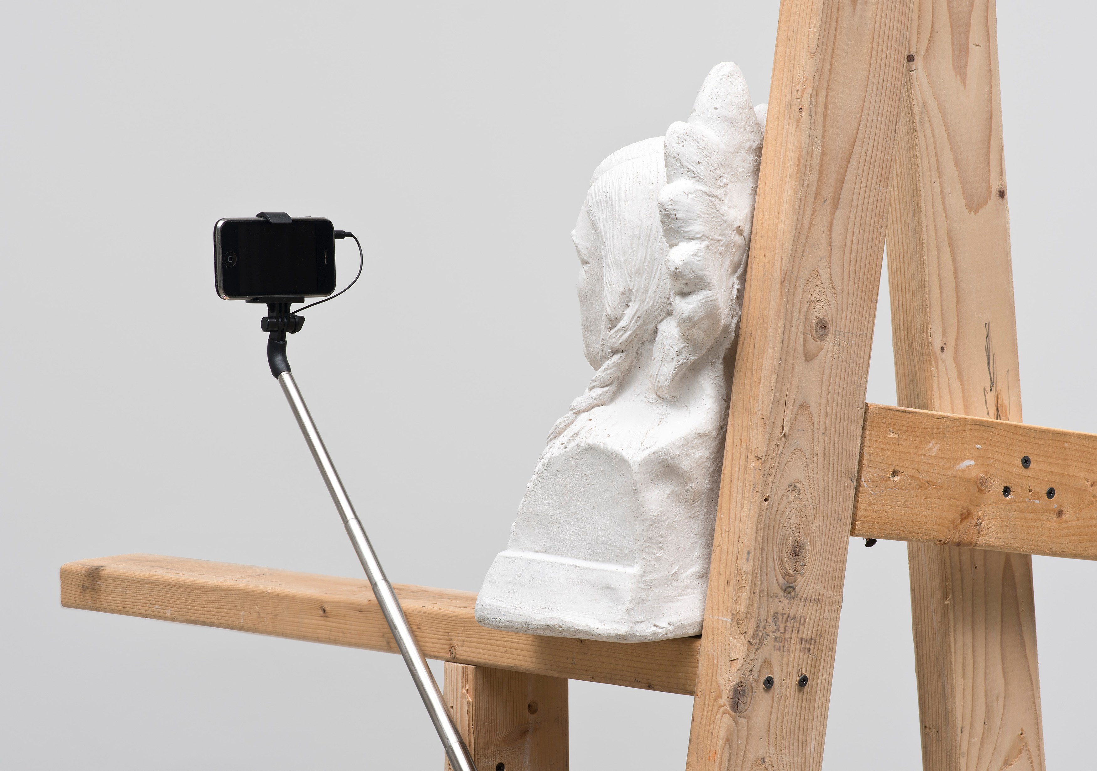 Rachel Harrison, Three Young Framers at Regen Projects, photo 130