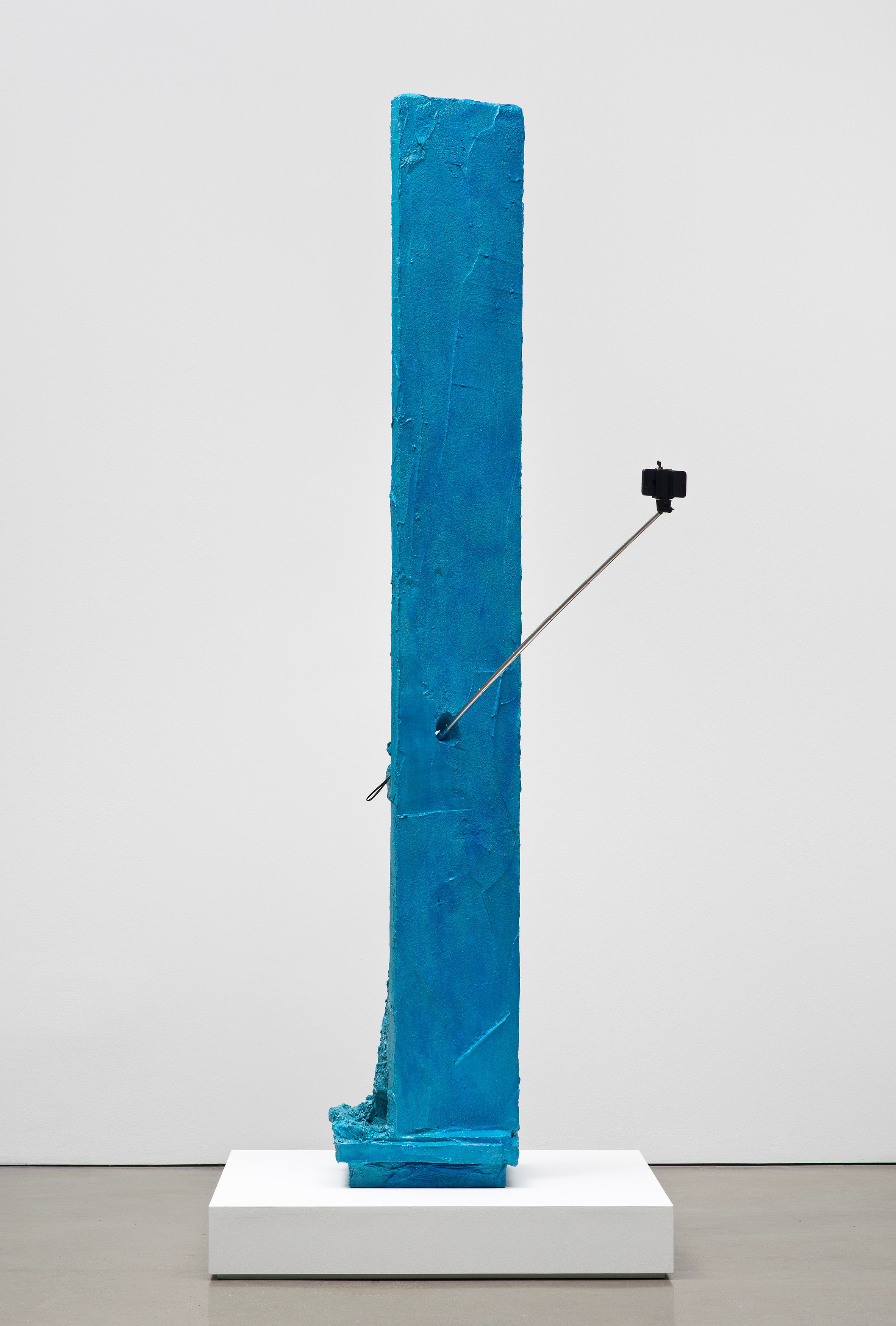 Rachel Harrison, Three Young Framers at Regen Projects, photo 144