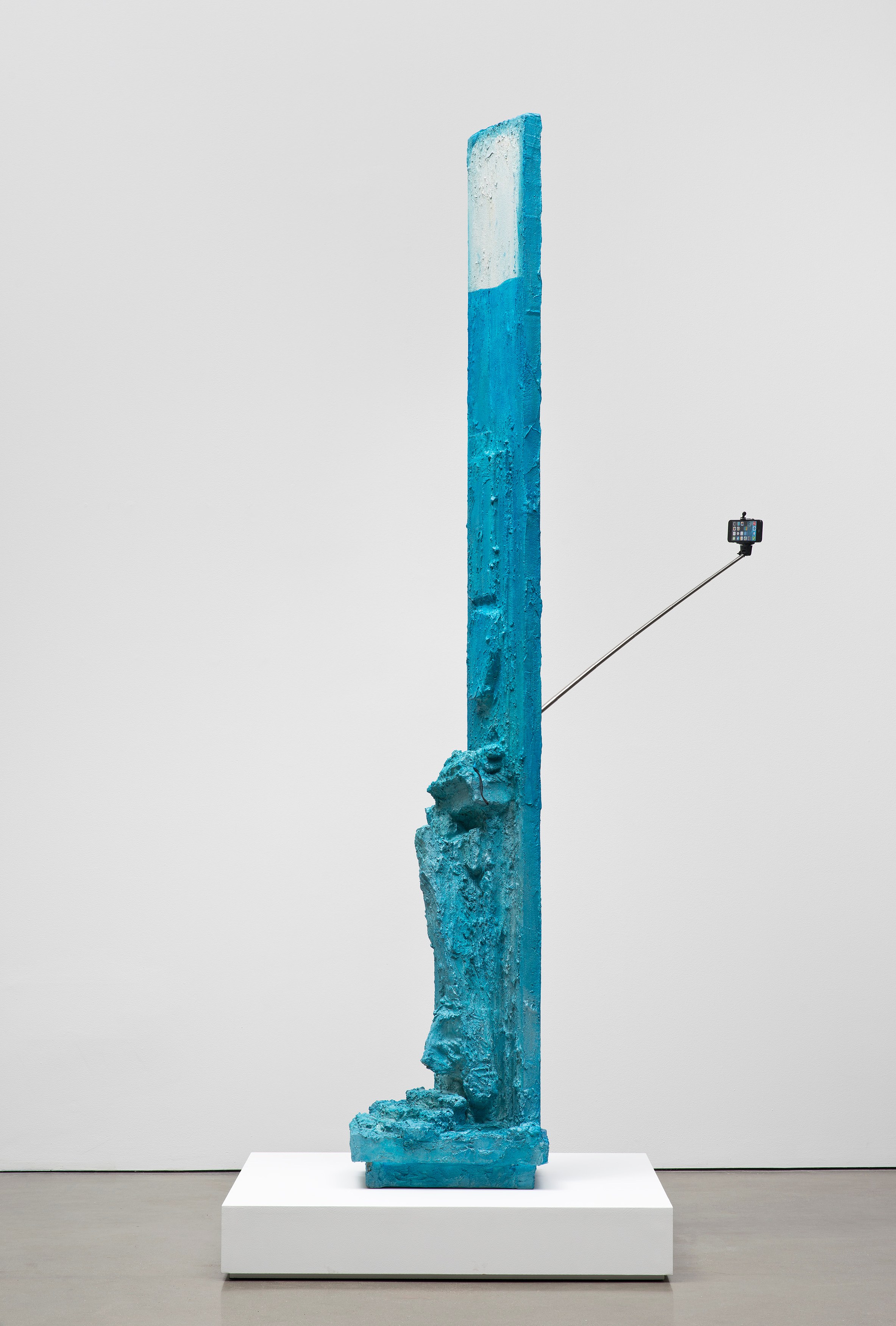 Rachel Harrison, Three Young Framers at Regen Projects, photo 147