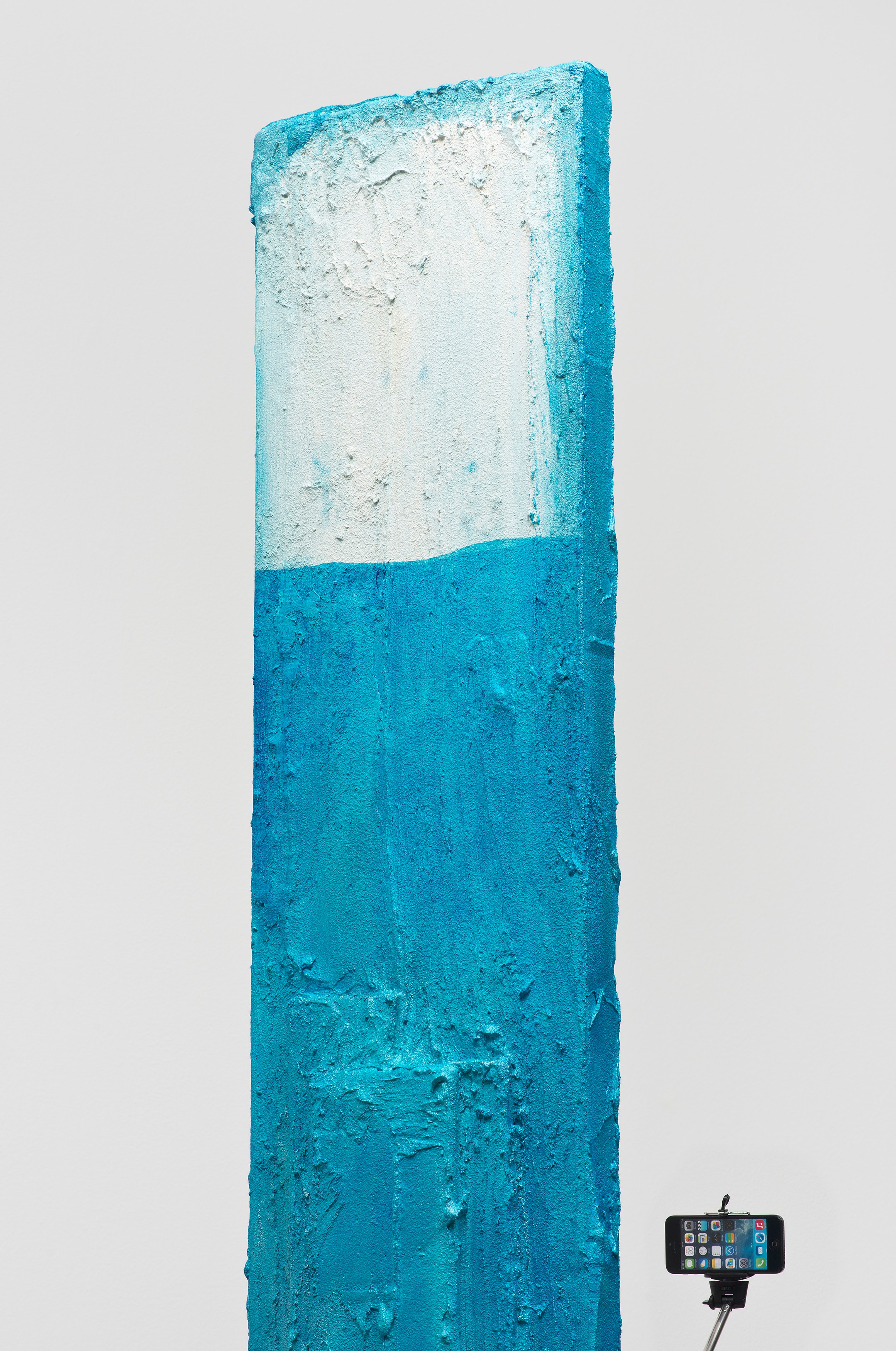 Rachel Harrison, Three Young Framers at Regen Projects, photo 149