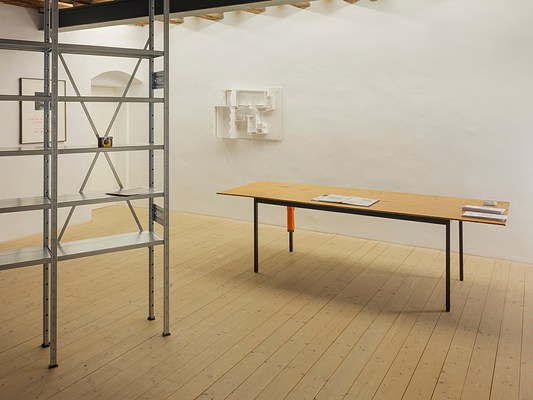 Image 10 of 27