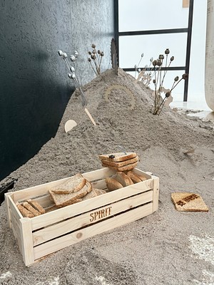 Image 7 of 22