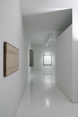 Image 7 of 34