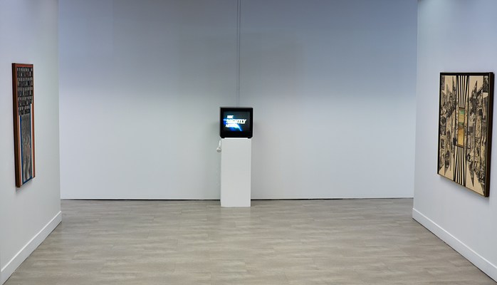 Image 2 of 18