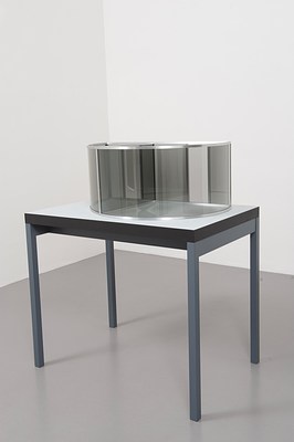 Image 2 of 28