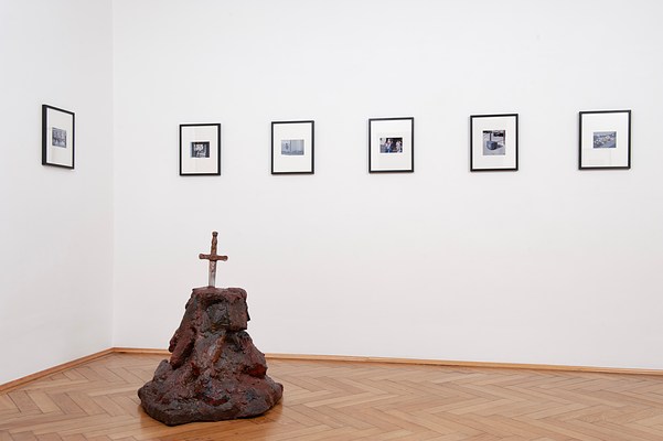 Image 11 of 28