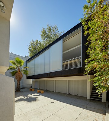 Image 4 of 31