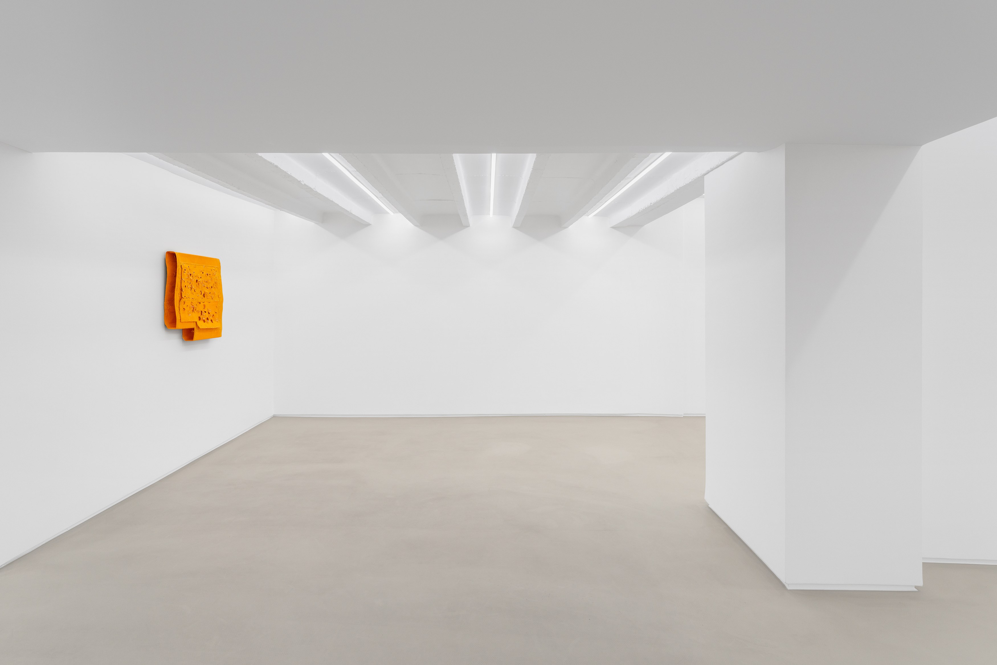 Simon Callery, Puncture Painting at Lo Brutto Stahl, photo 8