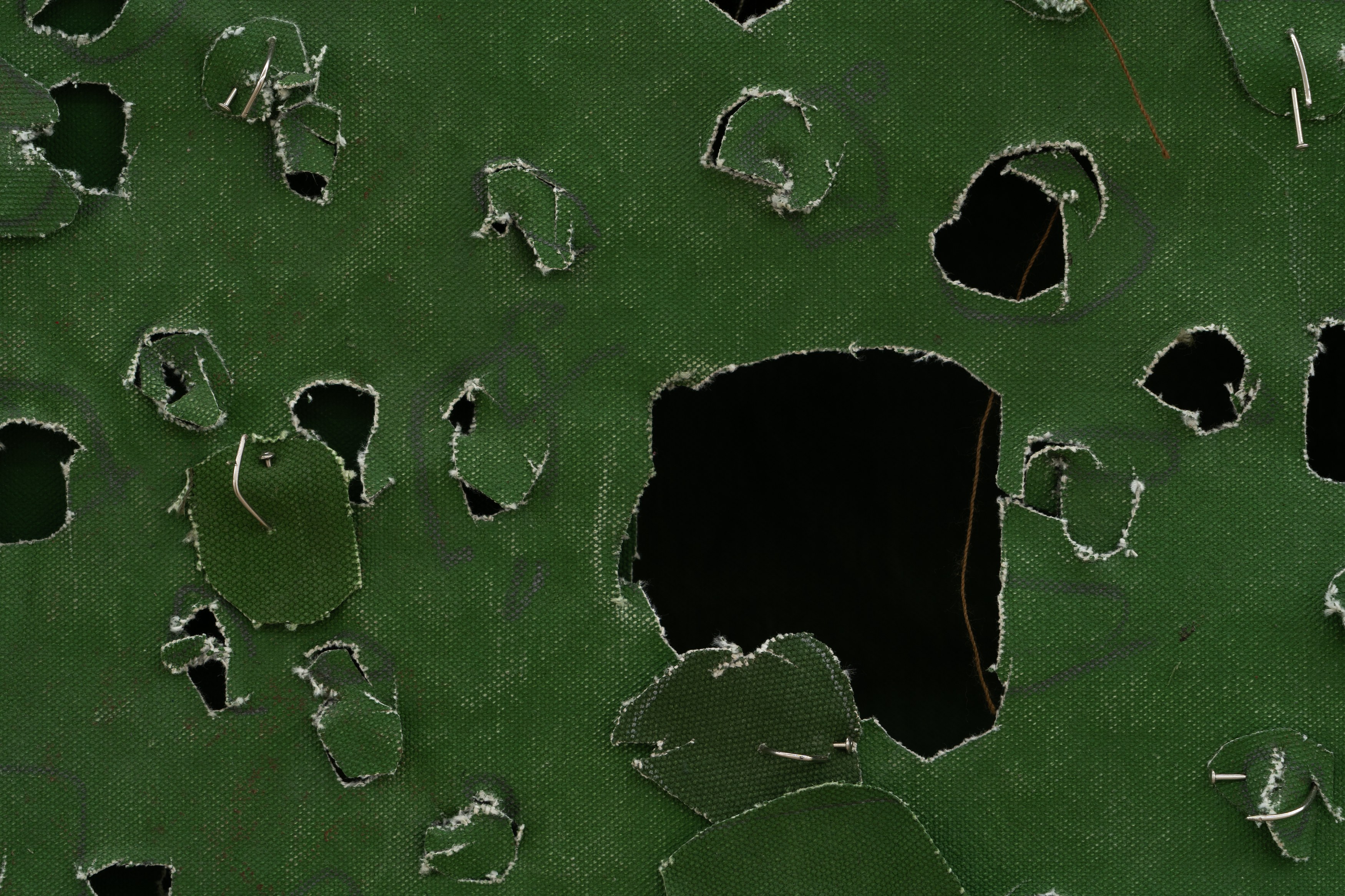 Simon Callery, Puncture Painting at Lo Brutto Stahl, photo 17