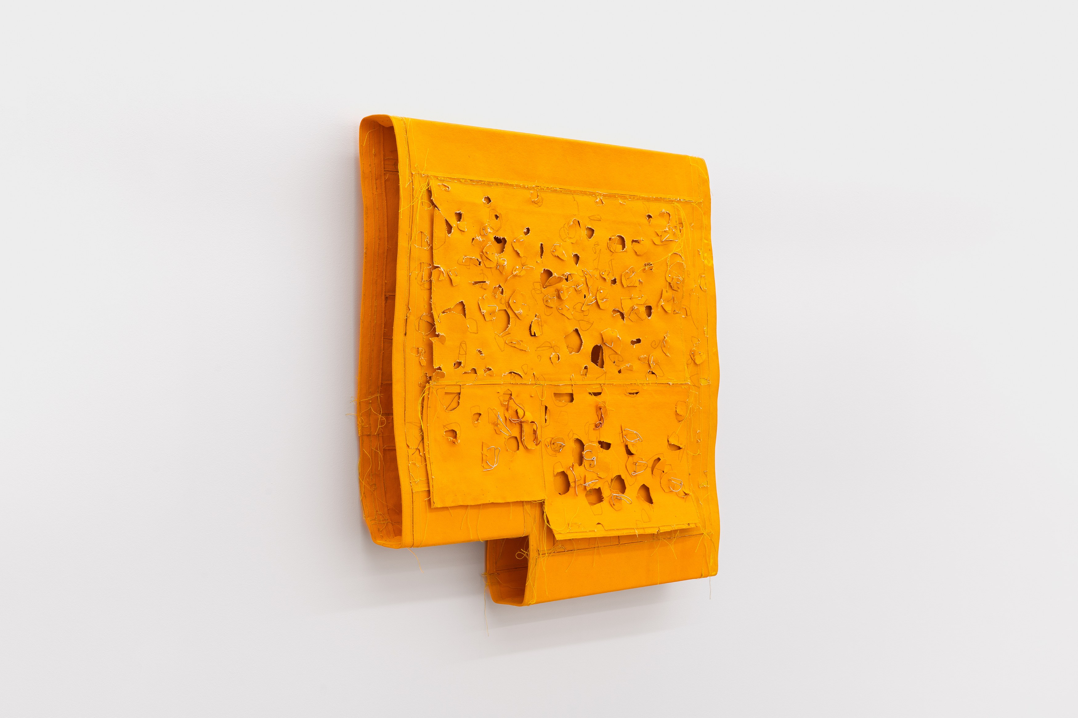Simon Callery, Puncture Painting at Lo Brutto Stahl, photo 32