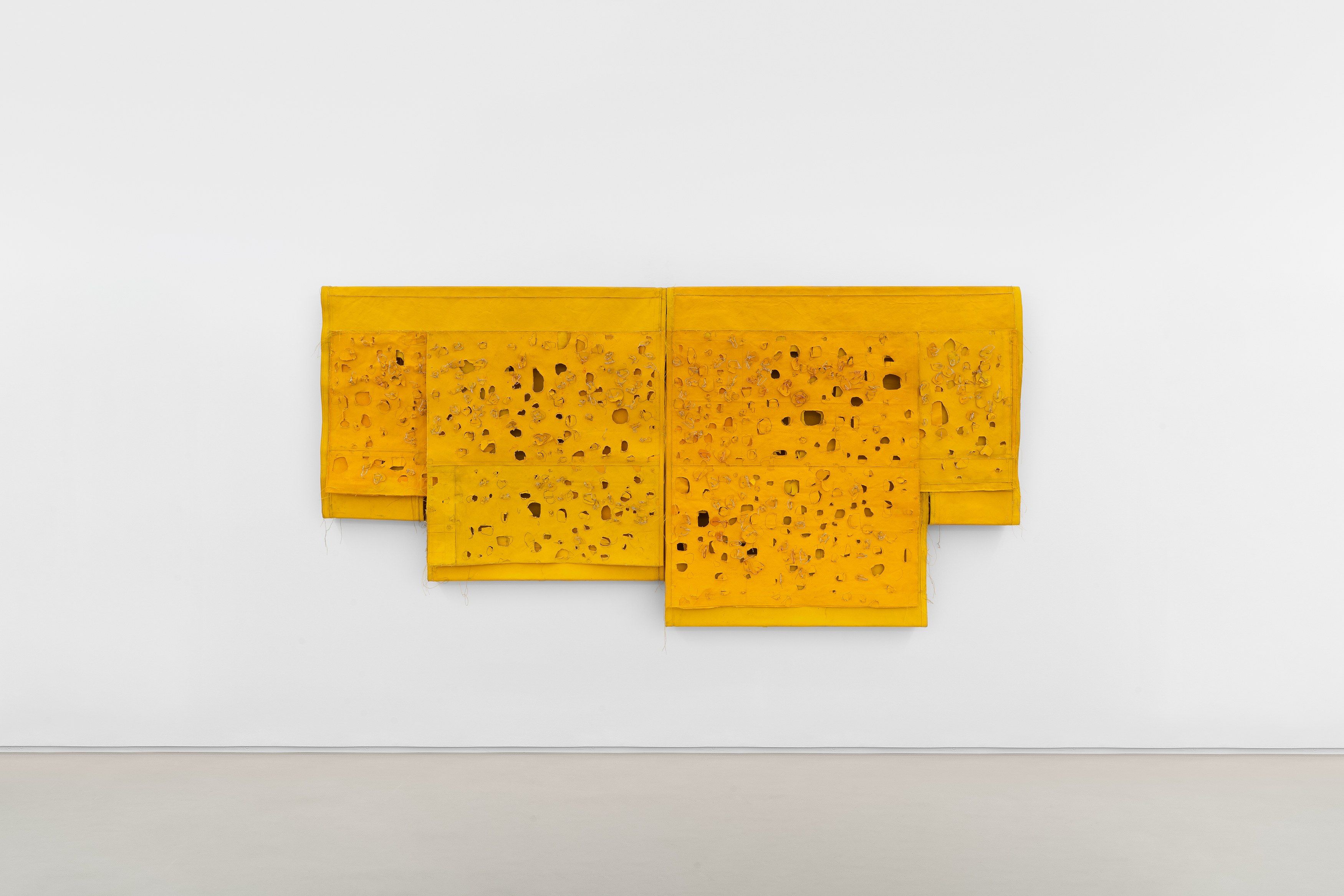 Simon Callery, Puncture Painting at Lo Brutto Stahl, photo 44