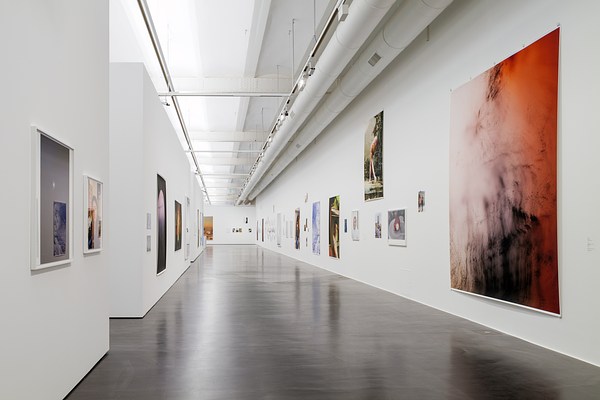 アート・デザイン・音楽 Wolfgang Tillmans BurgTruth StudyCenter Truth study center Wolfgang Tillmans - delpire & co