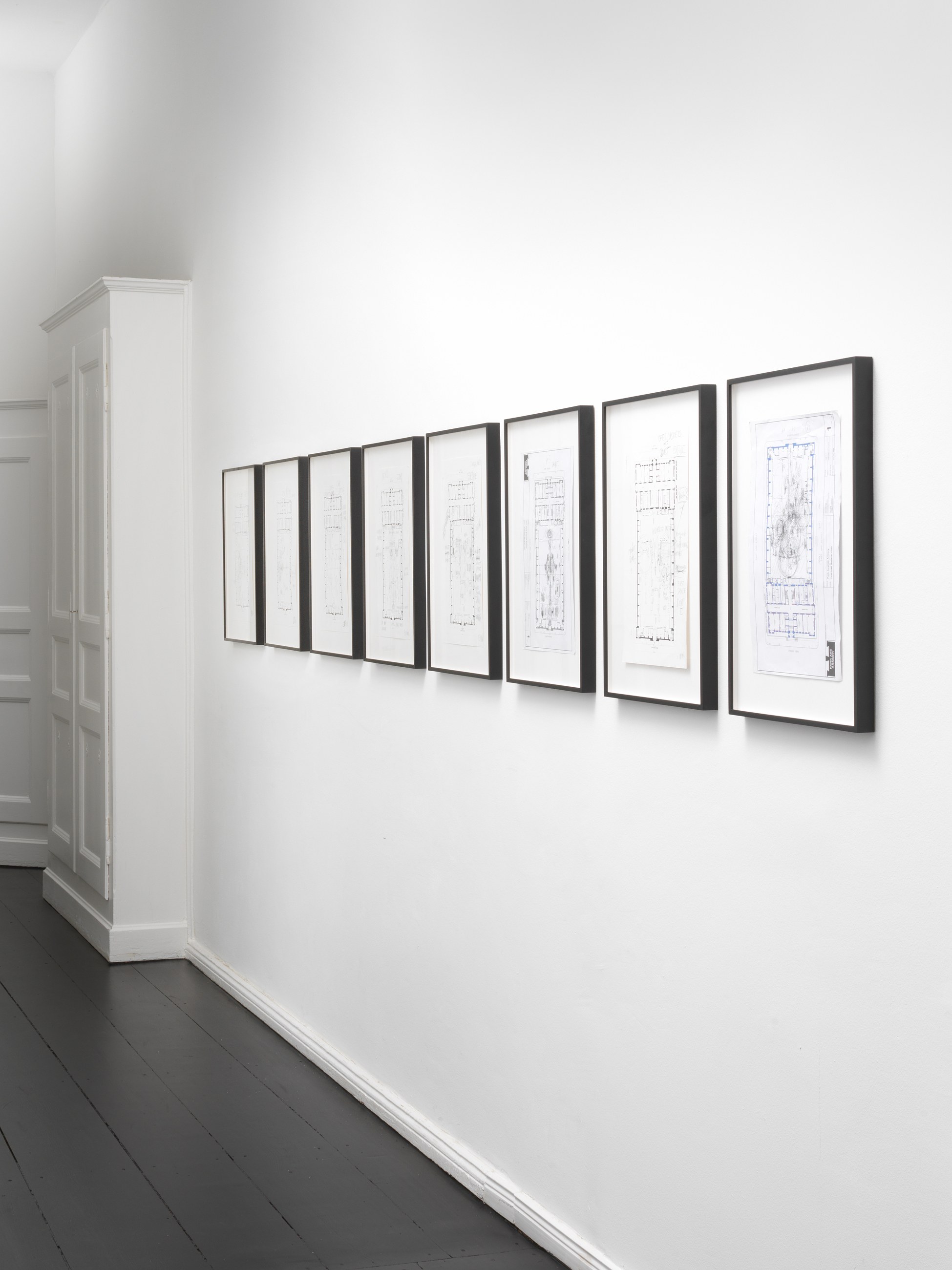 Anne Imhof, Cold Hope at Galerie Buchholz, Berlin, photo 13