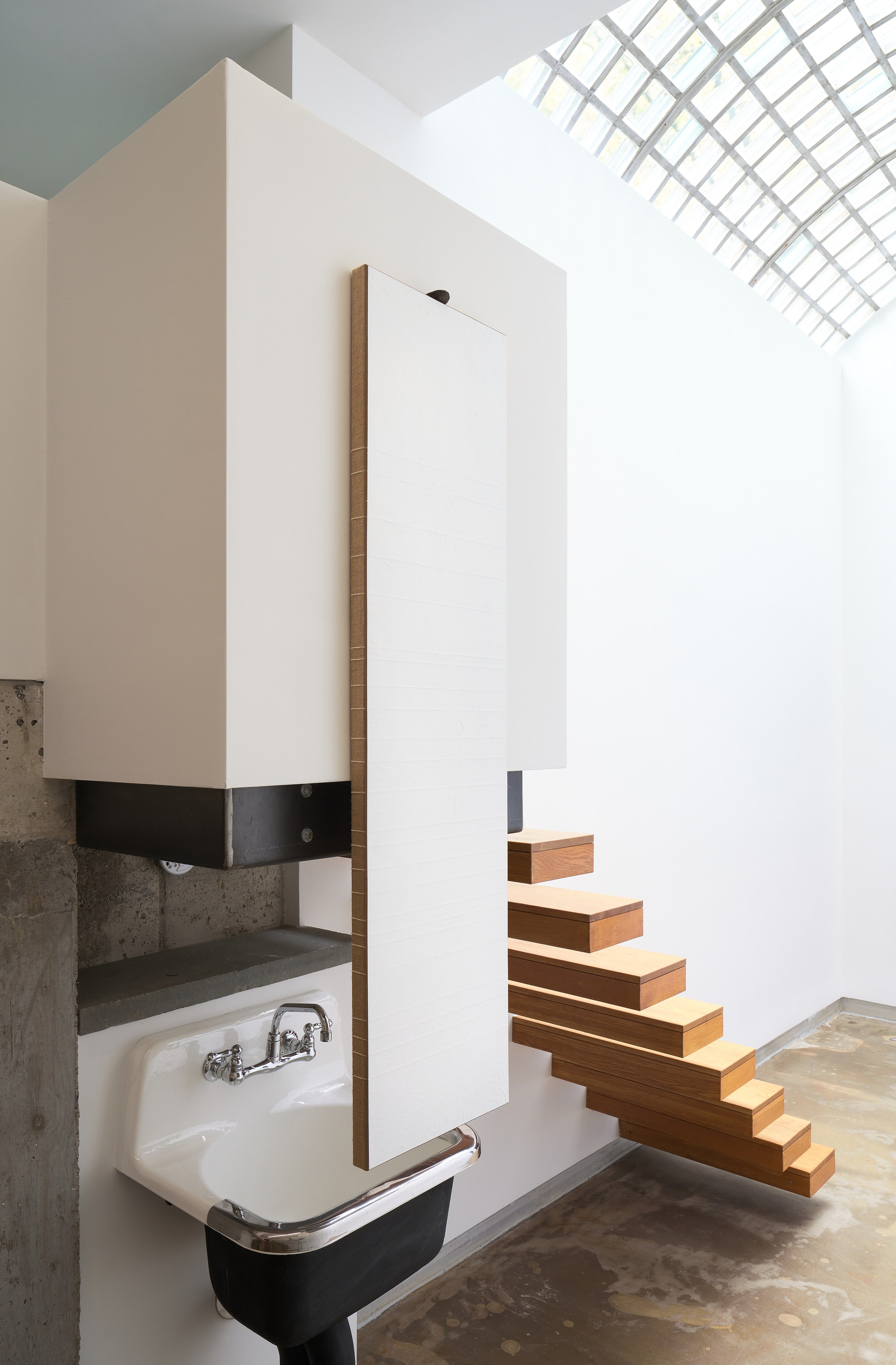Installation view 6