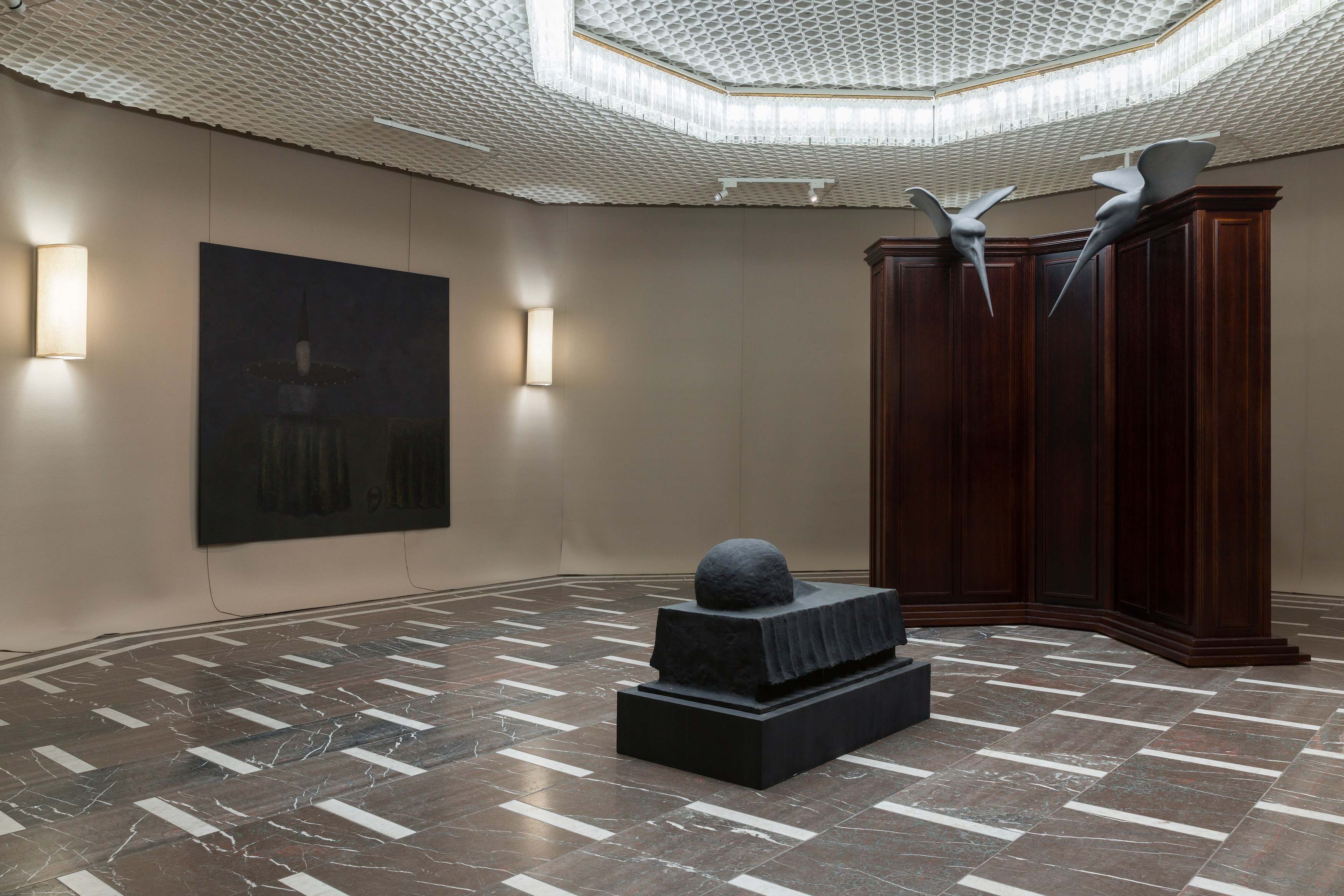 Pol Taburet, The Burden of Papa Tonnerre at Schinkel Pavillon, photo 4