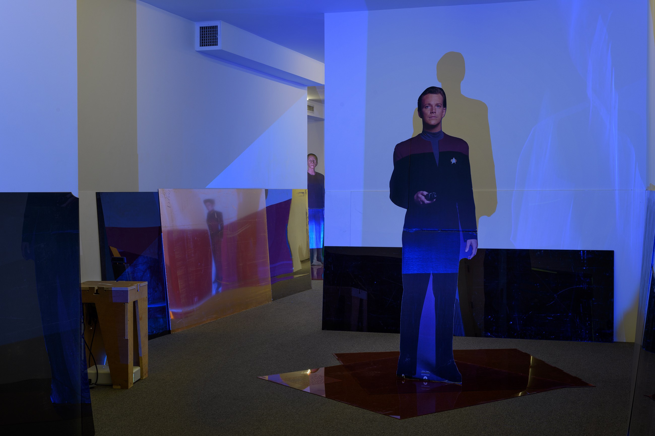 Lutz Bacher, Into the Dimensional Corridor at Galerie Buchholz, Berlin, photo 2