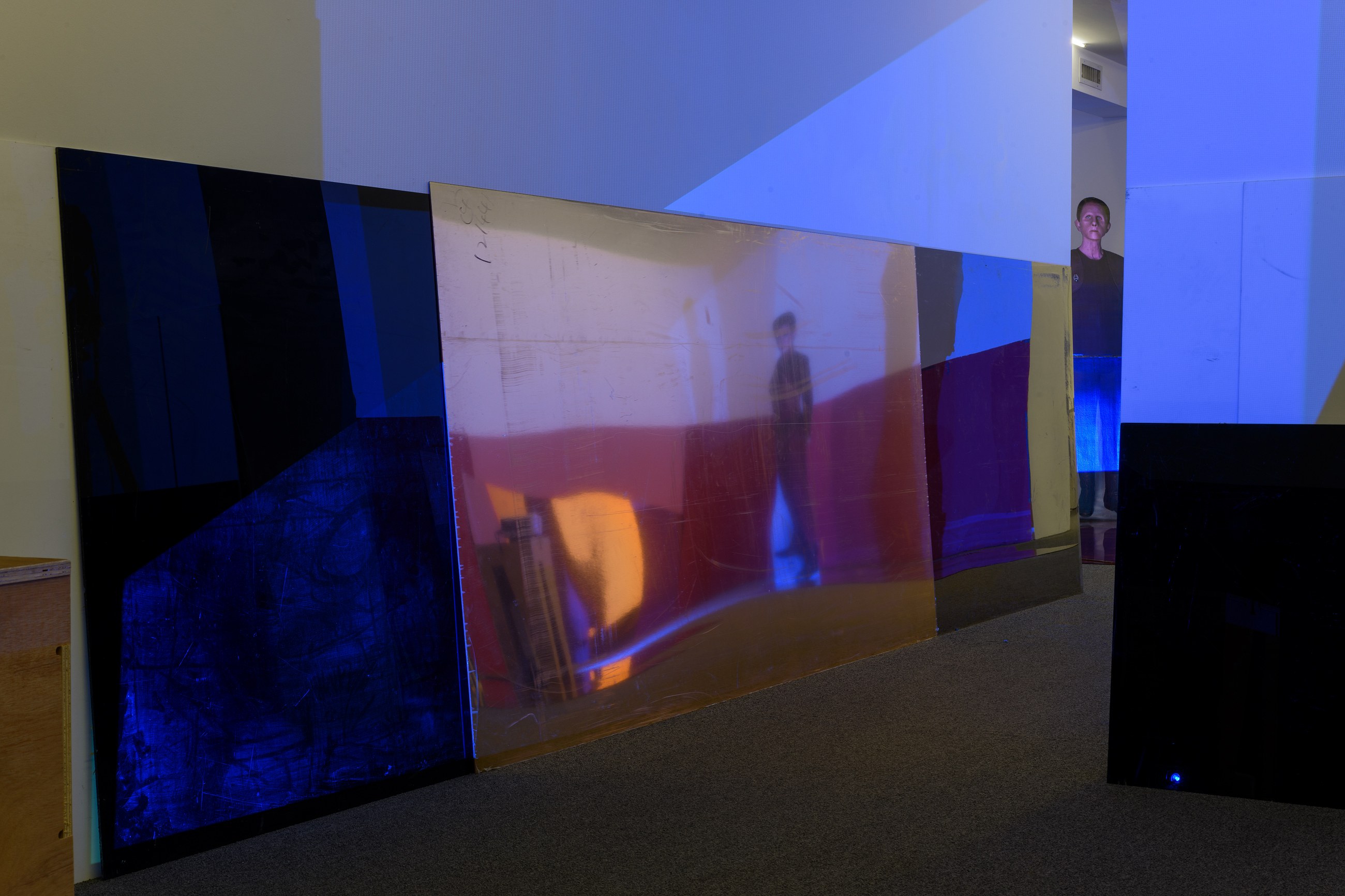 Lutz Bacher, Into the Dimensional Corridor at Galerie Buchholz, Berlin, photo 7