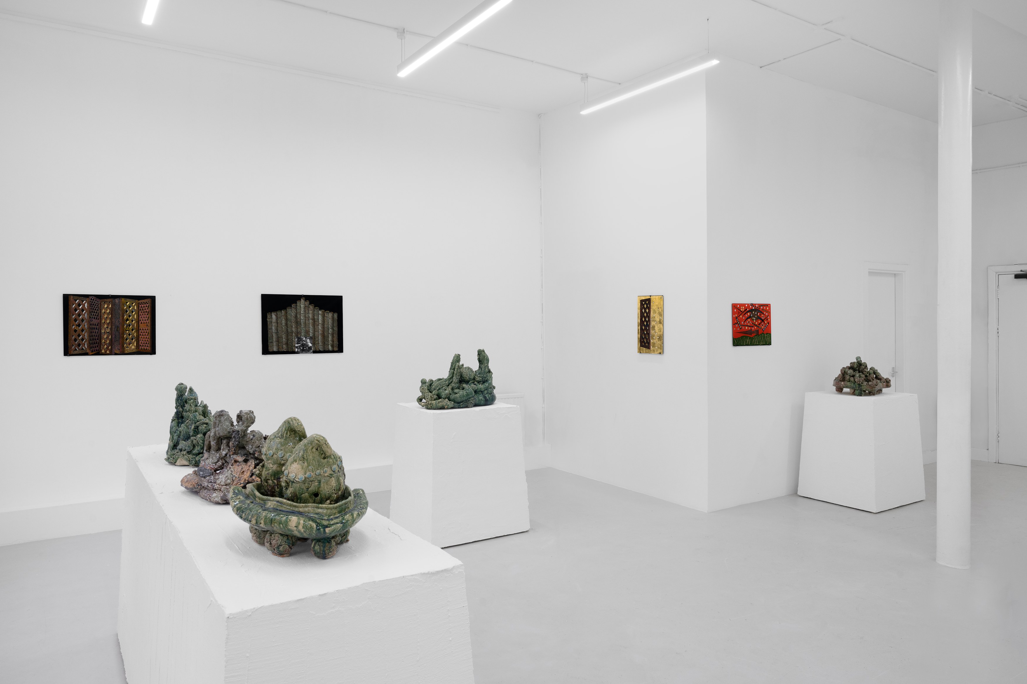 Aaron Angell, NOT ALL ON SHOW: Hinterglasmalerei & Verre églomisé 4-5/2025: ‘Organ Painting’, ‘Bamboo Organ Painting’, ‘Worm Organ Painting’, ‘Intarsia – View’, ‘Intarsia – Shut’, ‘Northern Renaissance Social Abstract Demonstration’, ‘Intarsia – Whitefly’; ‘Pig, tulip, pig, tulip, pig, tulip’; ‘Scholar – Melon’.Oribe 2-5/2025: ‘Melon – Life On Ship’, ‘Abilità Negativa’ (three versions), ‘Tray with Two Capped Heads’, ‘Tray with Clouds’, ‘Gongshi with Carbonised Panis Quadratis’; Shino Americàin & polychrome 2- at Ilenia, photo 4
