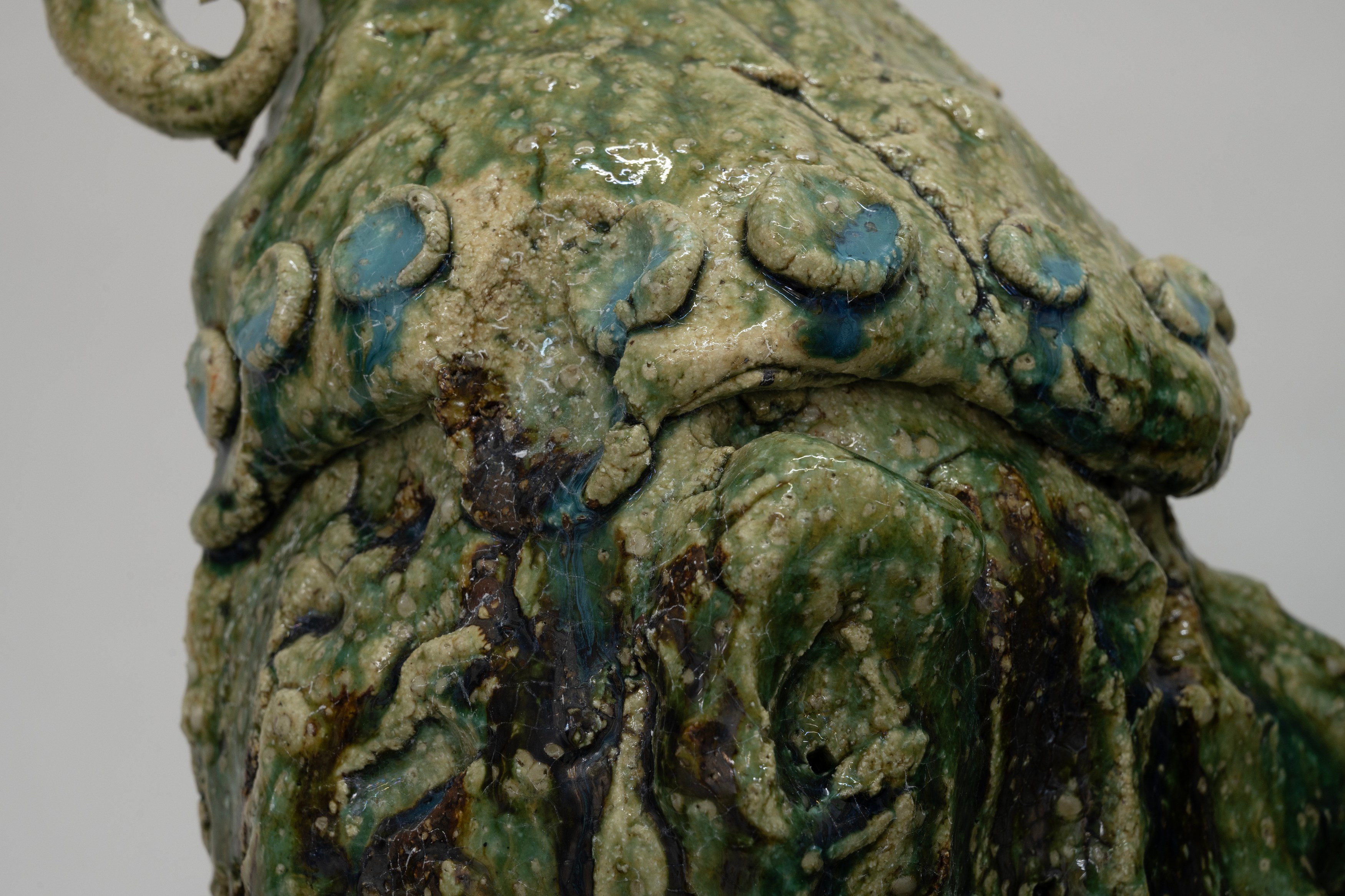 Aaron Angell, NOT ALL ON SHOW: Hinterglasmalerei & Verre églomisé 4-5/2025: ‘Organ Painting’, ‘Bamboo Organ Painting’, ‘Worm Organ Painting’, ‘Intarsia – View’, ‘Intarsia – Shut’, ‘Northern Renaissance Social Abstract Demonstration’, ‘Intarsia – Whitefly’; ‘Pig, tulip, pig, tulip, pig, tulip’; ‘Scholar – Melon’.Oribe 2-5/2025: ‘Melon – Life On Ship’, ‘Abilità Negativa’ (three versions), ‘Tray with Two Capped Heads’, ‘Tray with Clouds’, ‘Gongshi with Carbonised Panis Quadratis’; Shino Americàin & polychrome 2- at Ilenia, photo 56