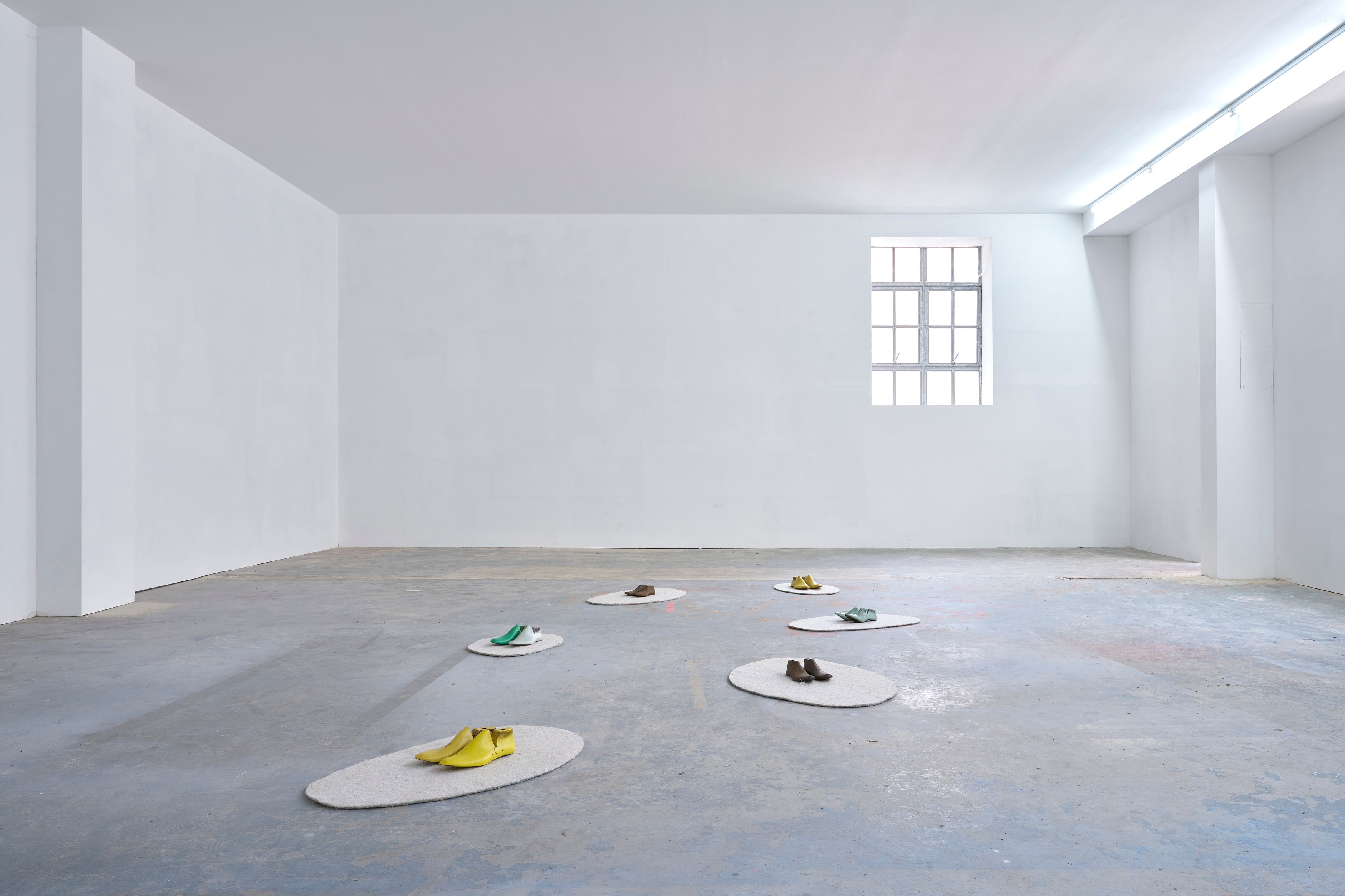 Rechonski, true-believer syndrome at Gestures, photo 3