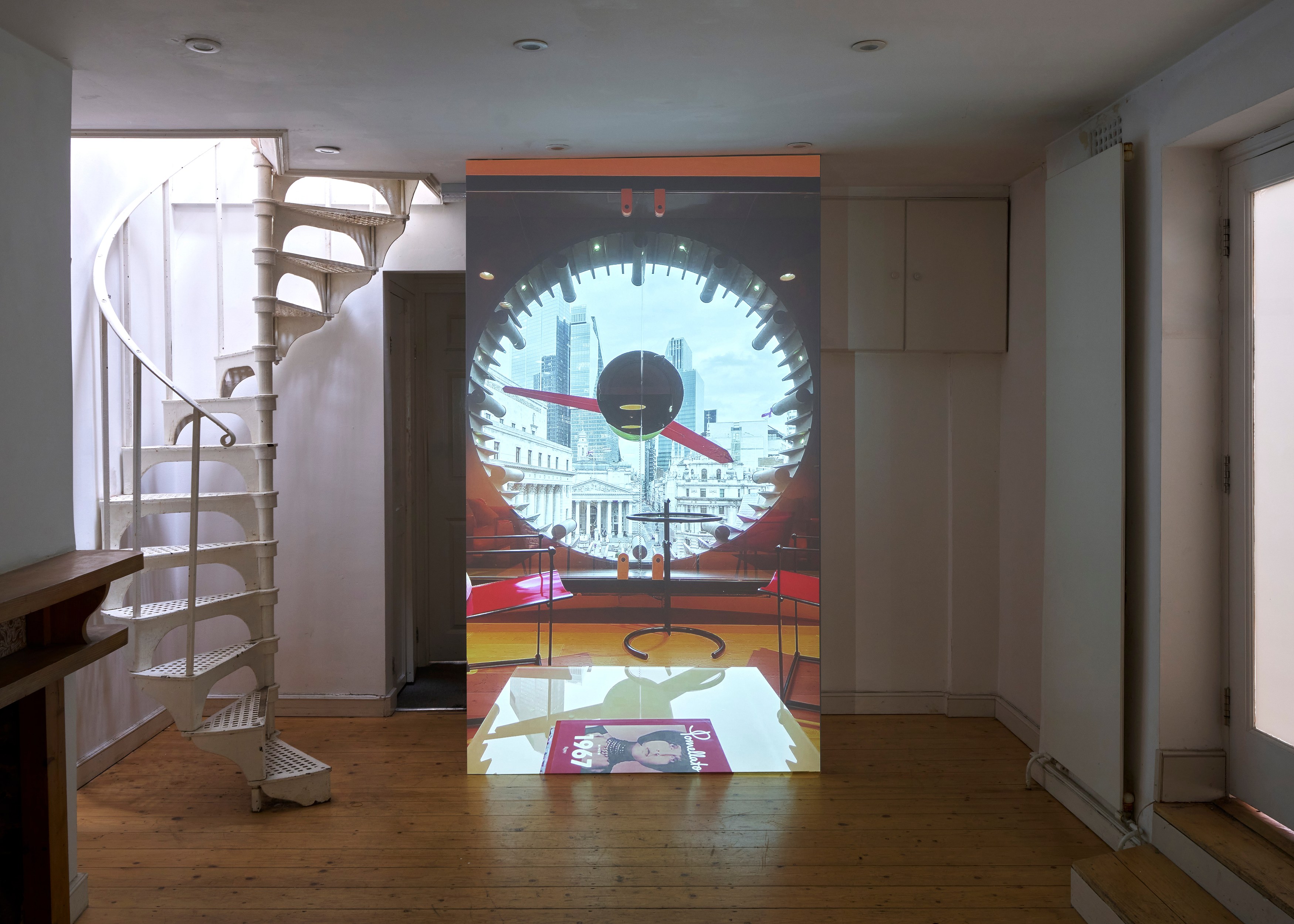 Eloise Hawser, Civil Twilight at Flat Time House, photo 8