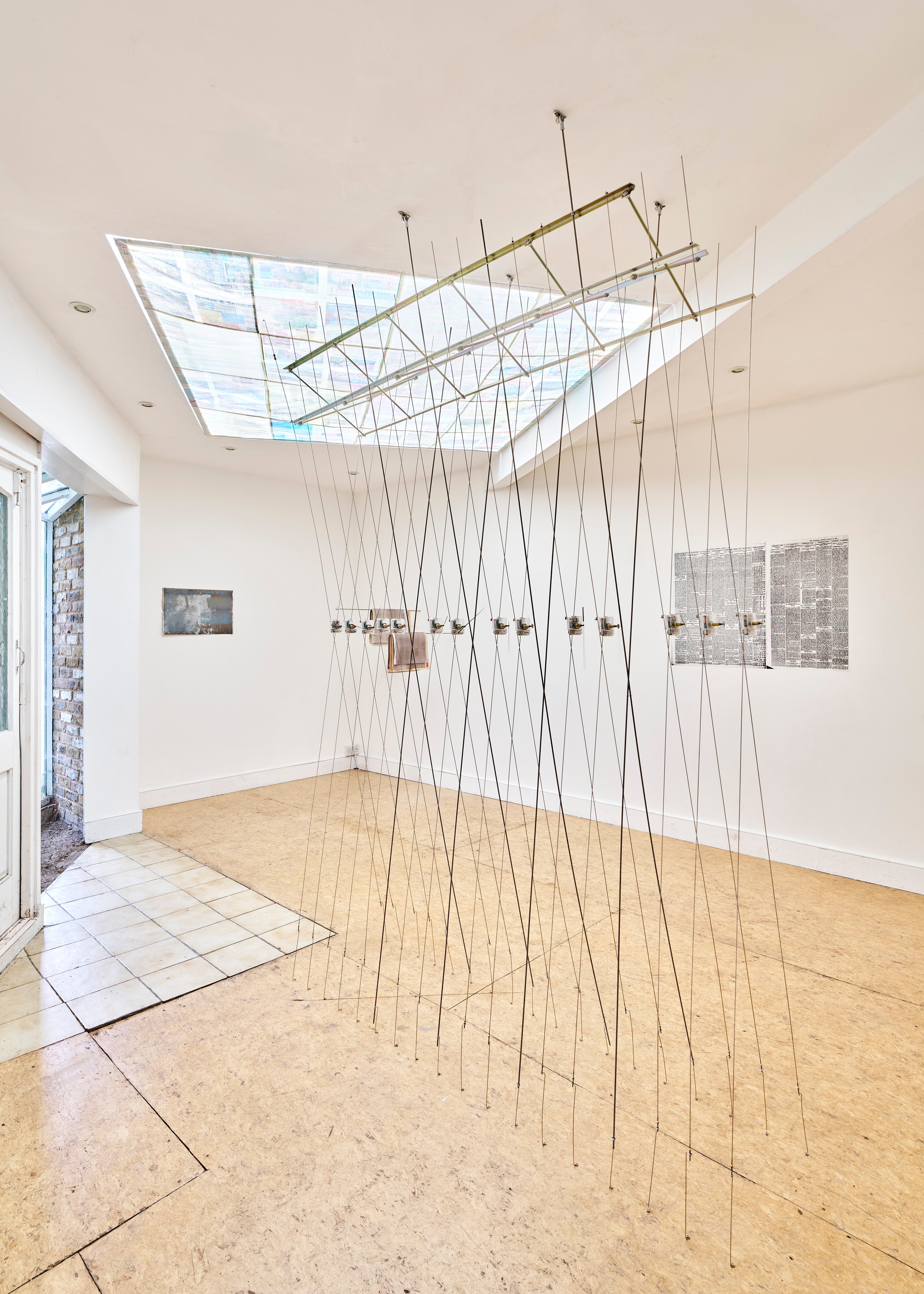 Eloise Hawser, Civil Twilight at Flat Time House, photo 11