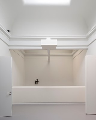 Image 4 of 45