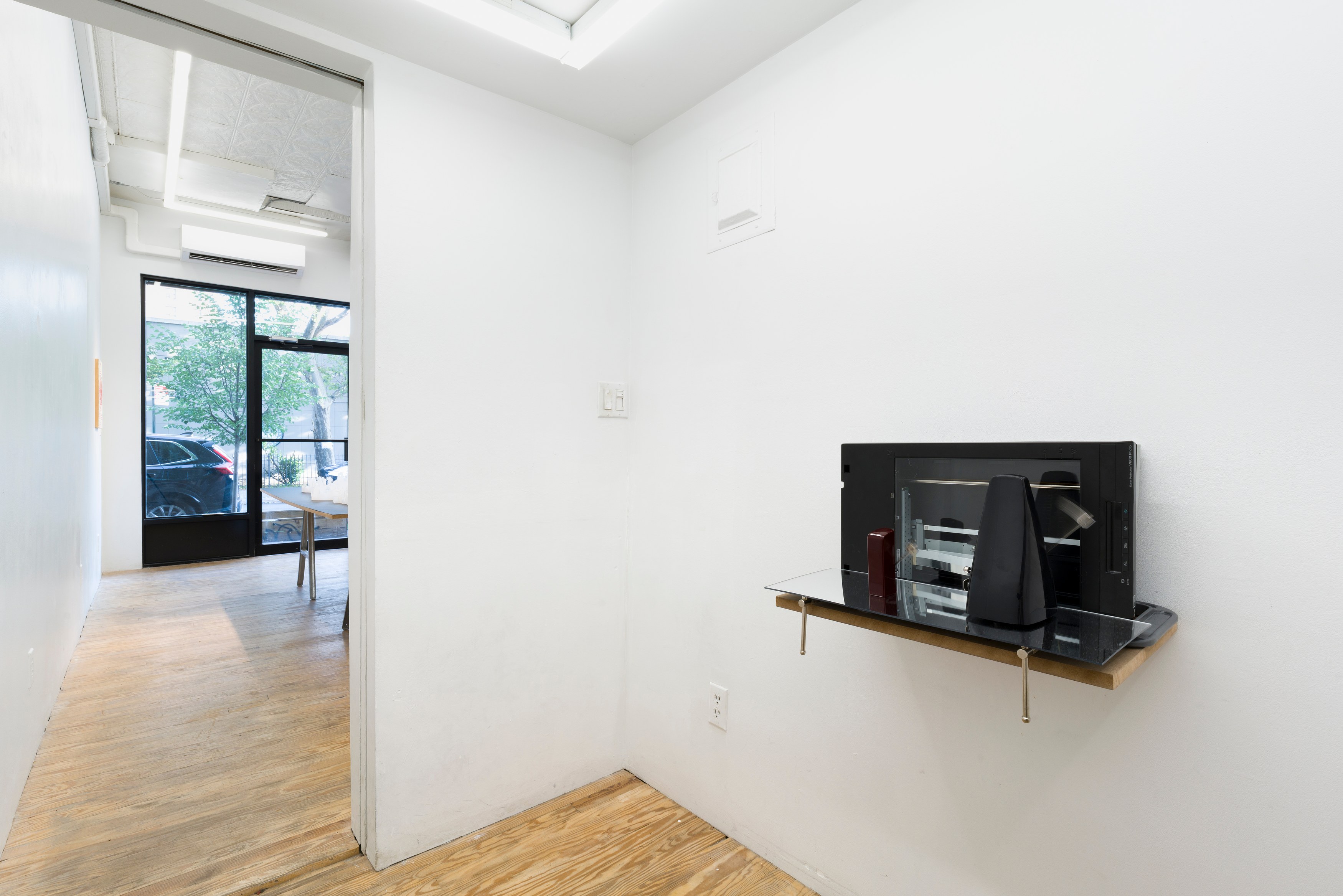 Lorenzo Bueno, Max Guy, The Empty Space at King's Leap, photo 40