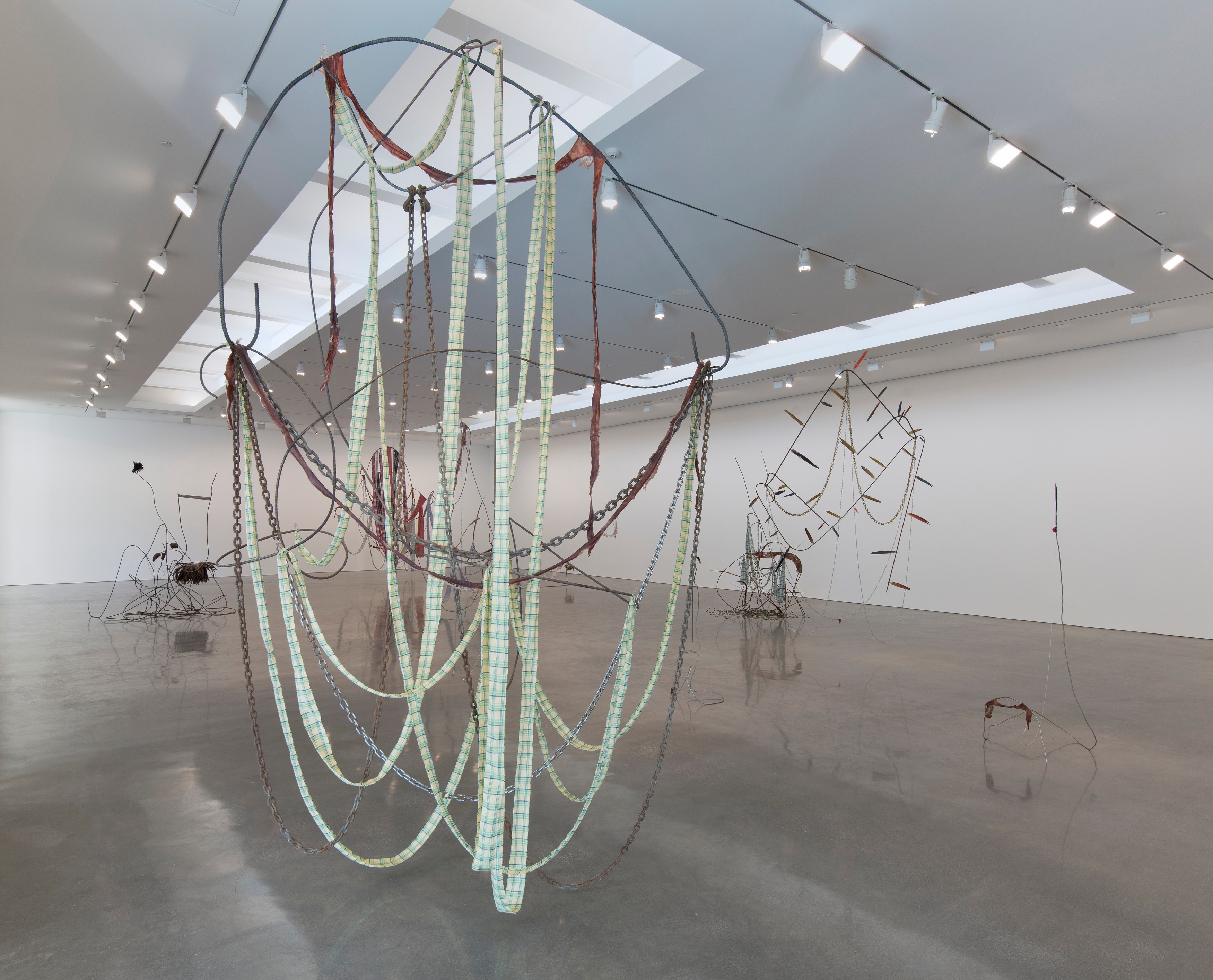 Abraham Cruzvillegas, Autodestrucción at Regen Projects, photo 8