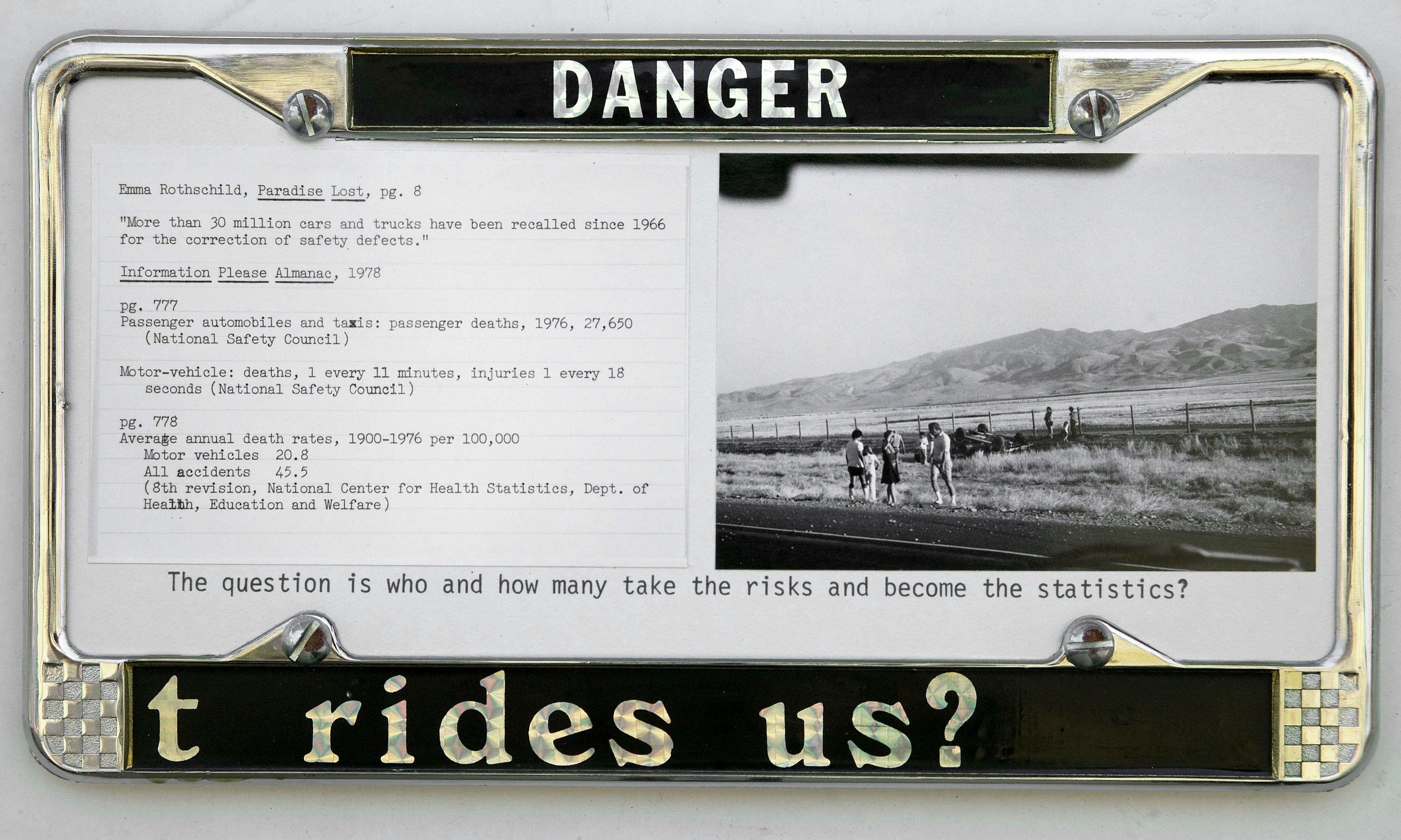 Fred Lonidier, Untitled at Maxwell Graham, photo 17