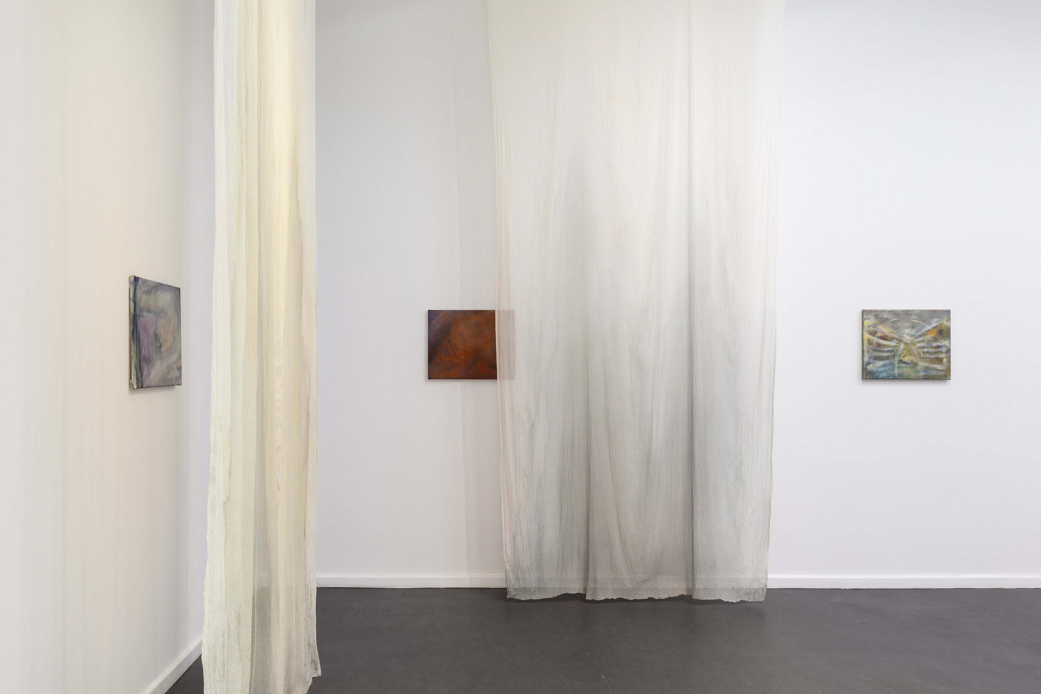 Krys Huba, All of those records; tell me, bee at Künstlerhaus Bethanien, photo 5