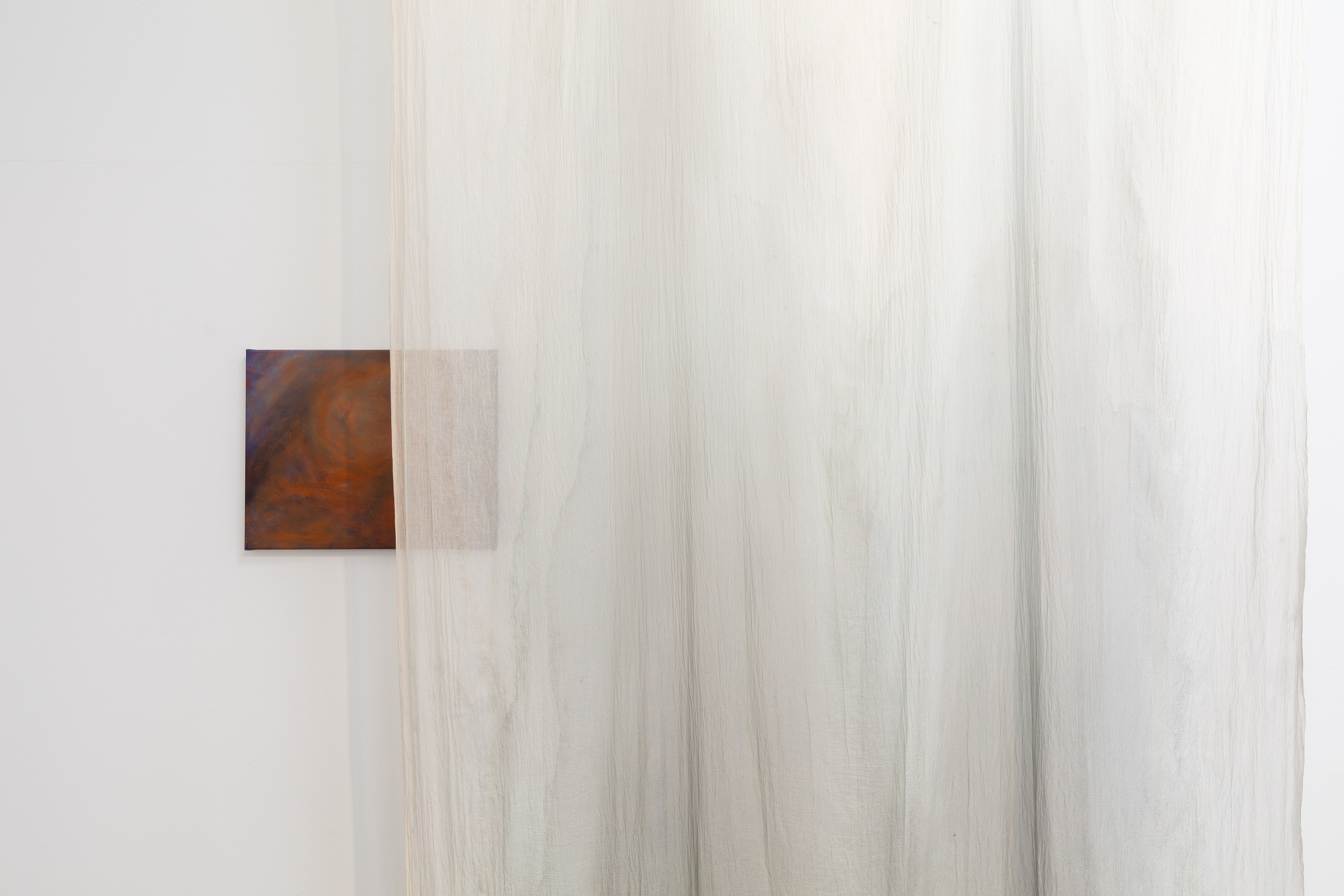 Krys Huba, All of those records; tell me, bee at Künstlerhaus Bethanien, photo 4